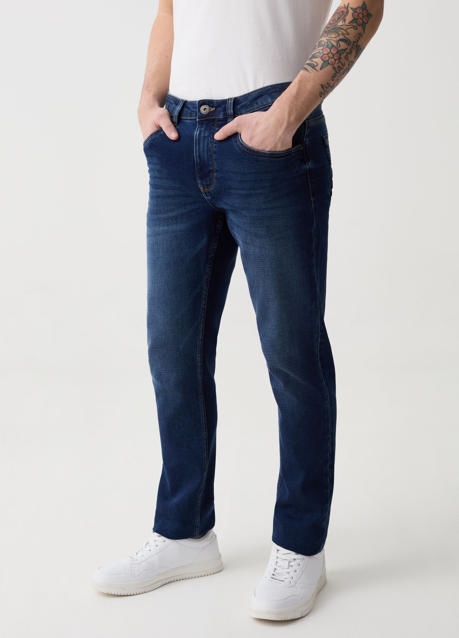 Skinny-fit jeans with five pockets