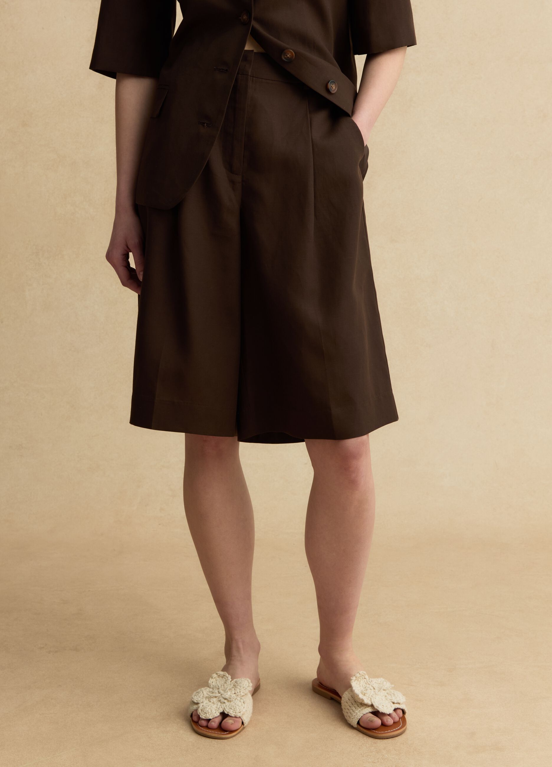 Brown regular fit lyocell and linen blend shorts
