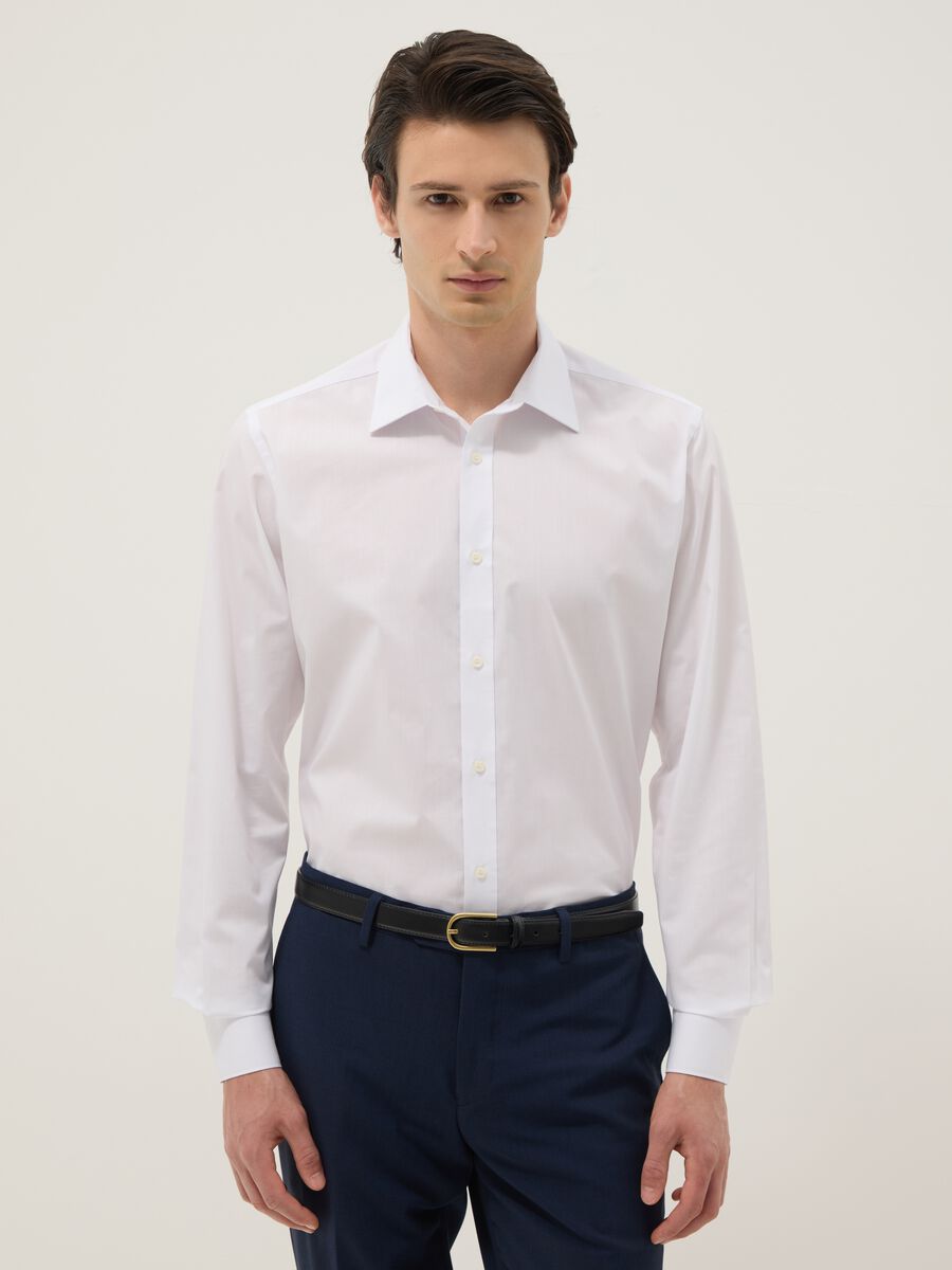 Camisa blanca slim fit de manga larga_0
