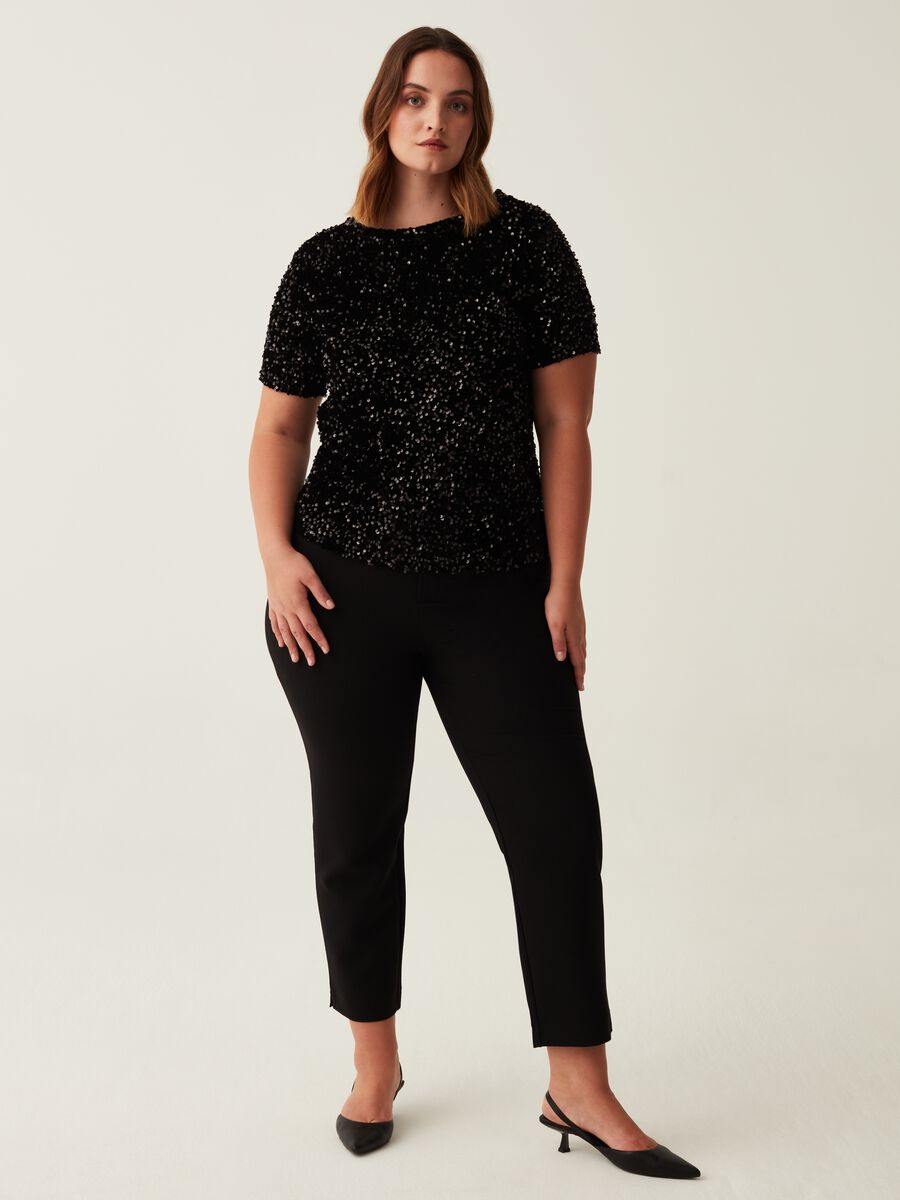 Curvy T-shirt with sequins_0