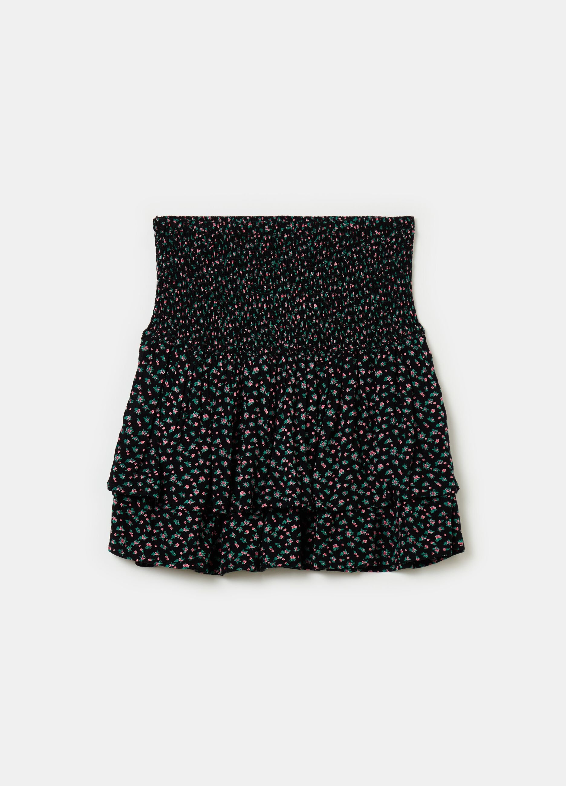 Tiered skirt with floral pattern