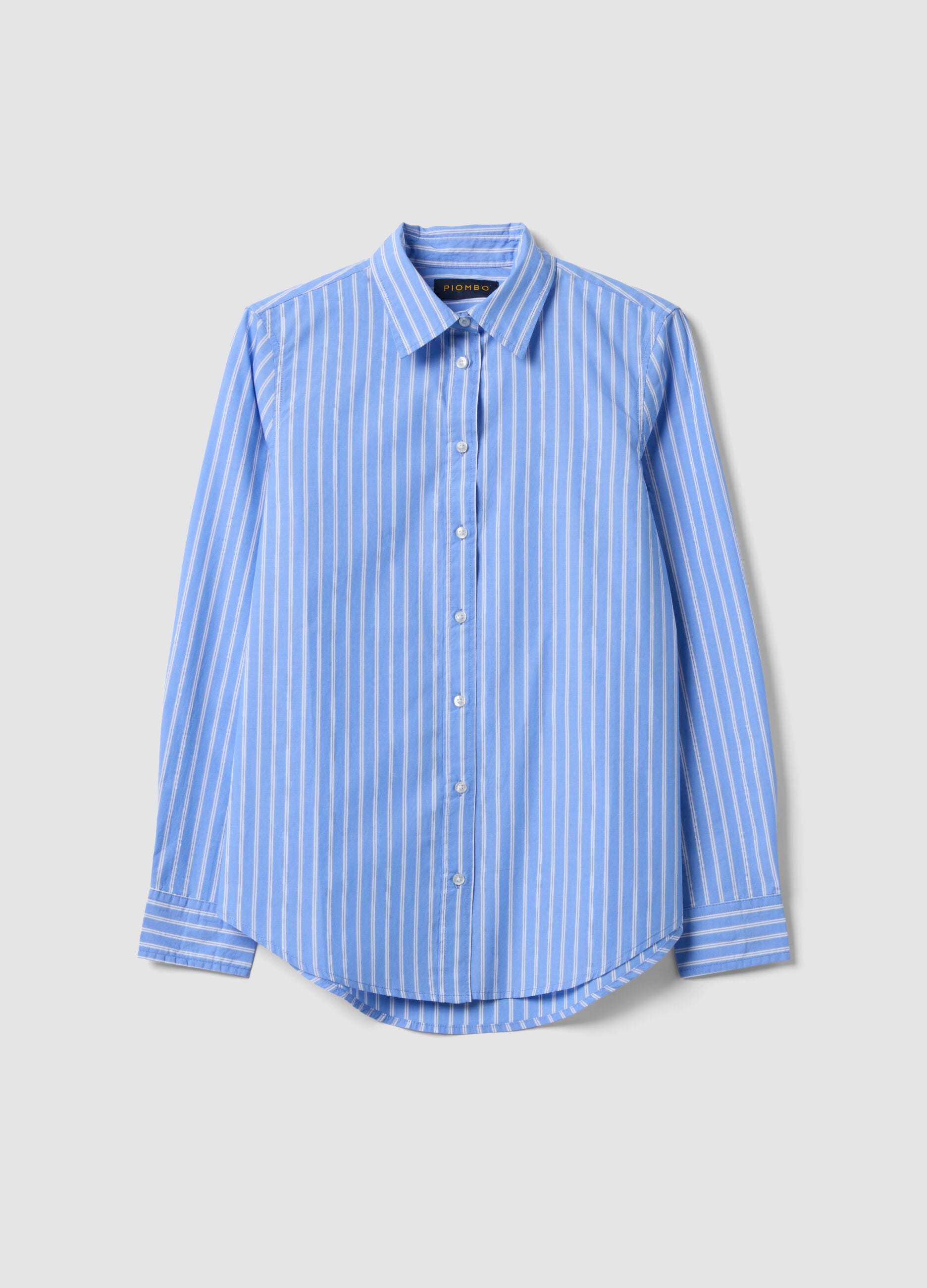 Light blue poplin shirt with white stripes, regular fit