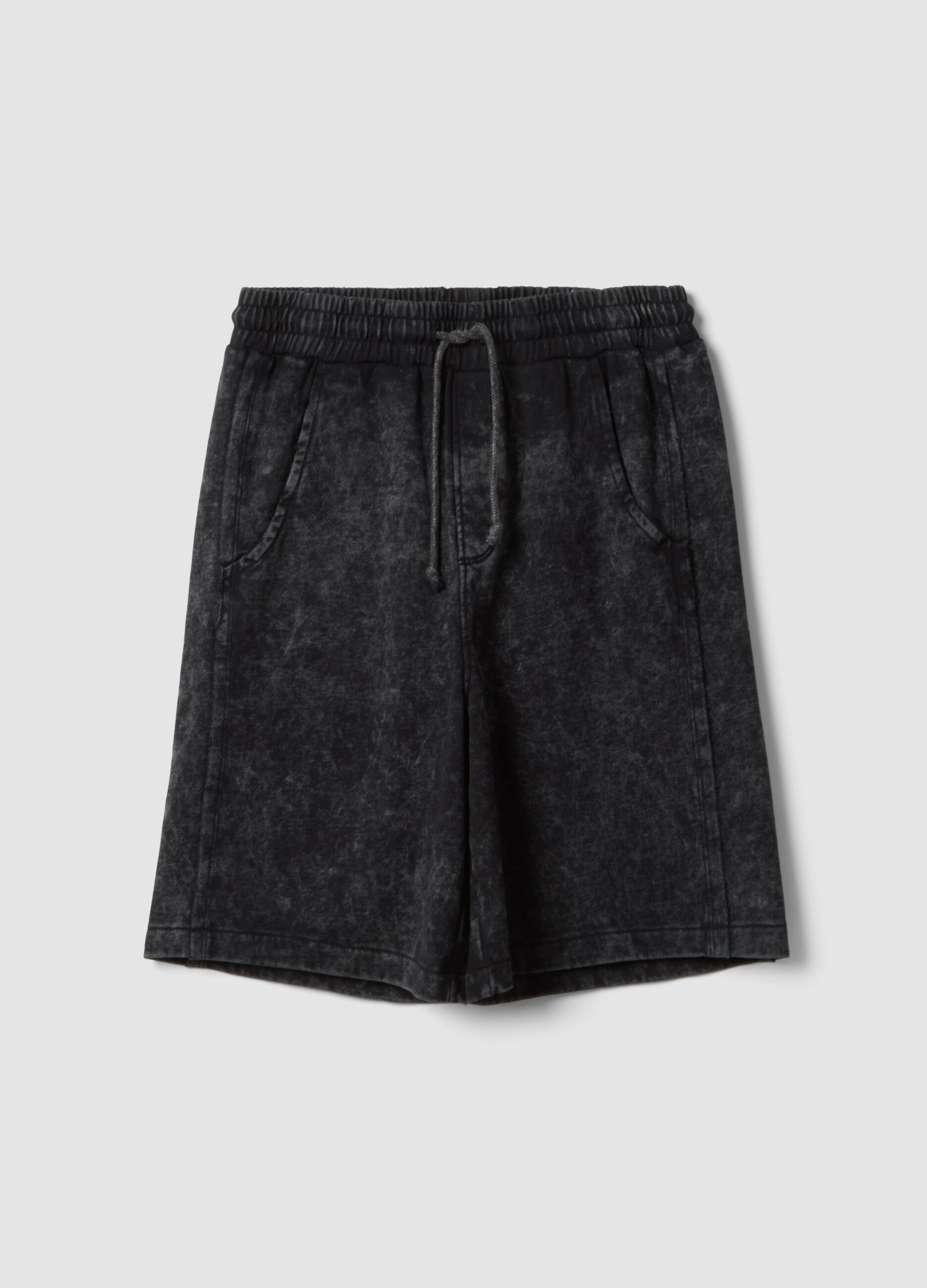 Black cotton-blend Bermuda shorts with elasticated waist