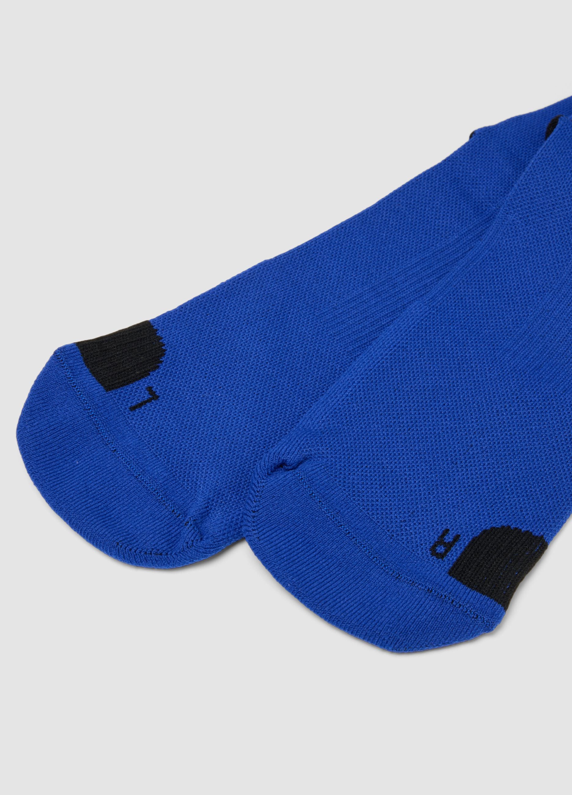 2-pack of ALTAVIA RUNNING stretch-fabric mid-calf sports socks