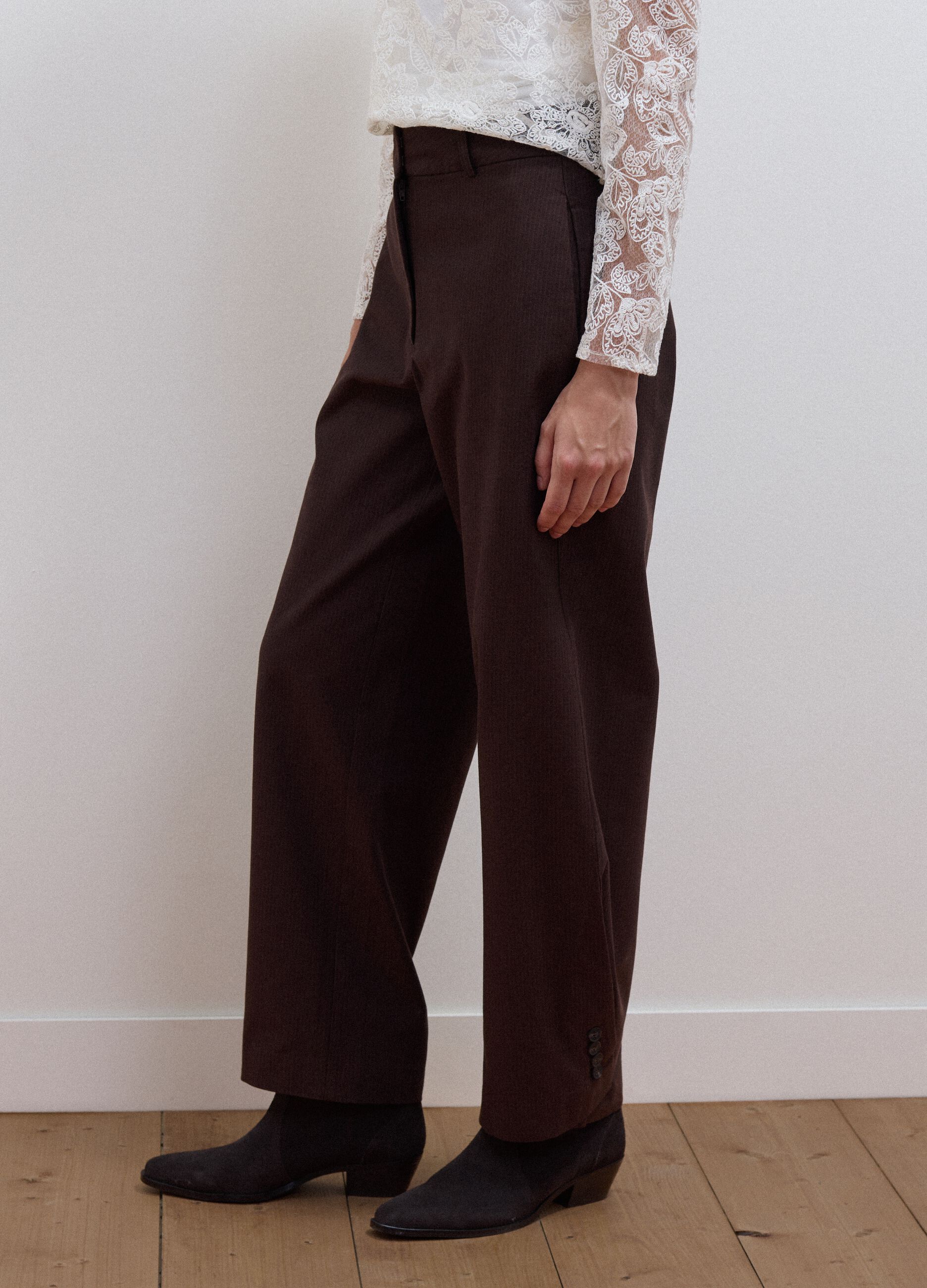 Pantaloni marroni in puro cotone barrel fit