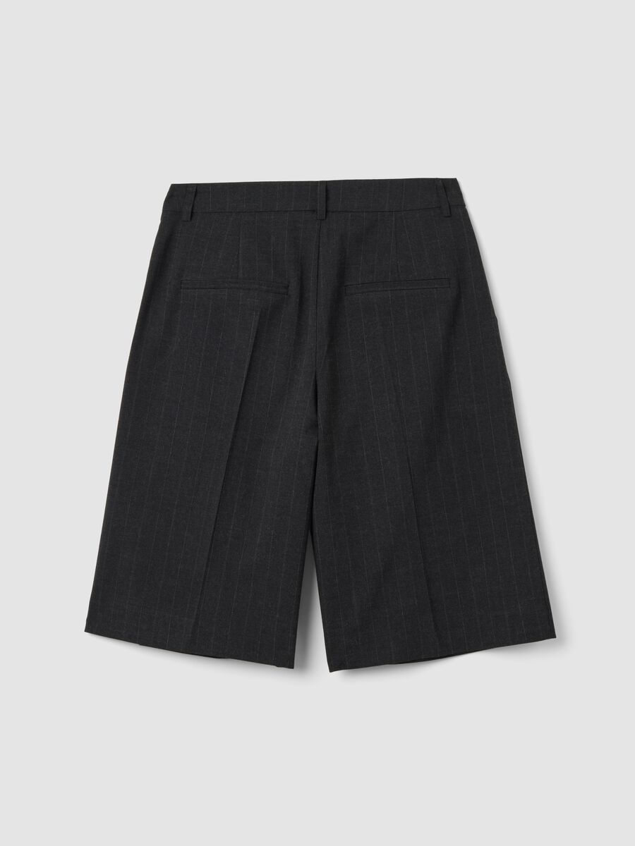 Graue Wide-Leg-Bermudashorts aus elastischer Viskose_1