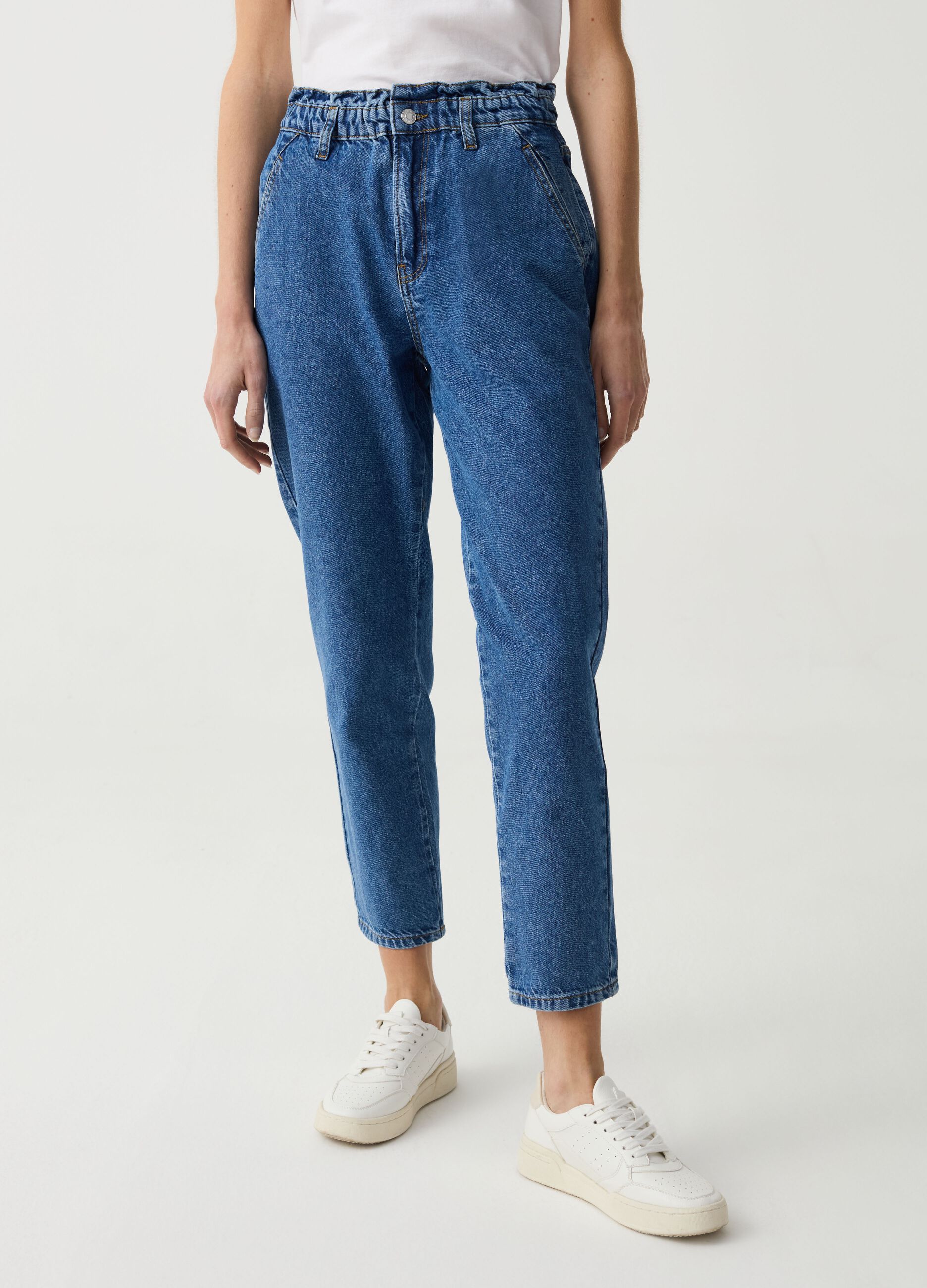 Mum-fit cropped jeans