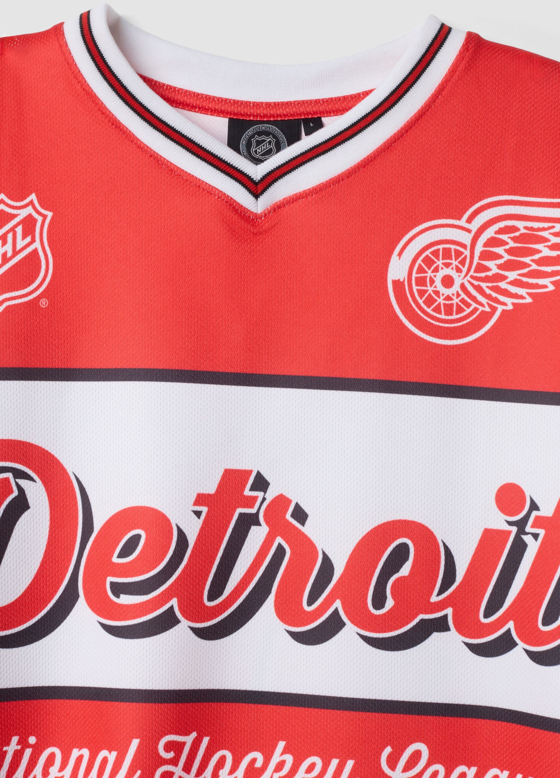 T-shirt rouge et blanc style hockey avec imprim&eacute; Detroit Red Wings
