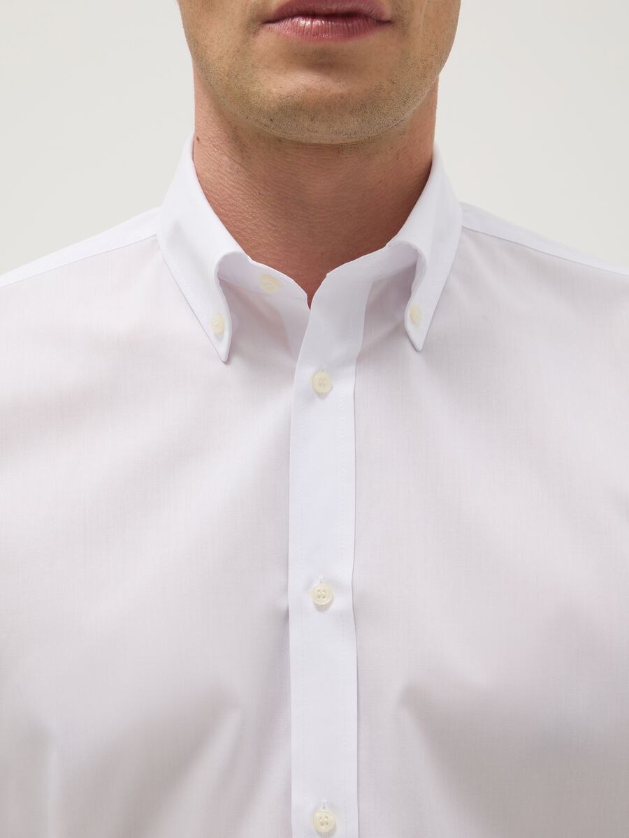 White cotton blend shirt regular fit easy iron_1