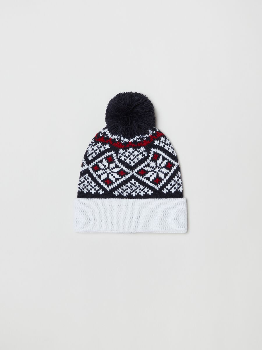 Hat with Norwegian design and pompom_0