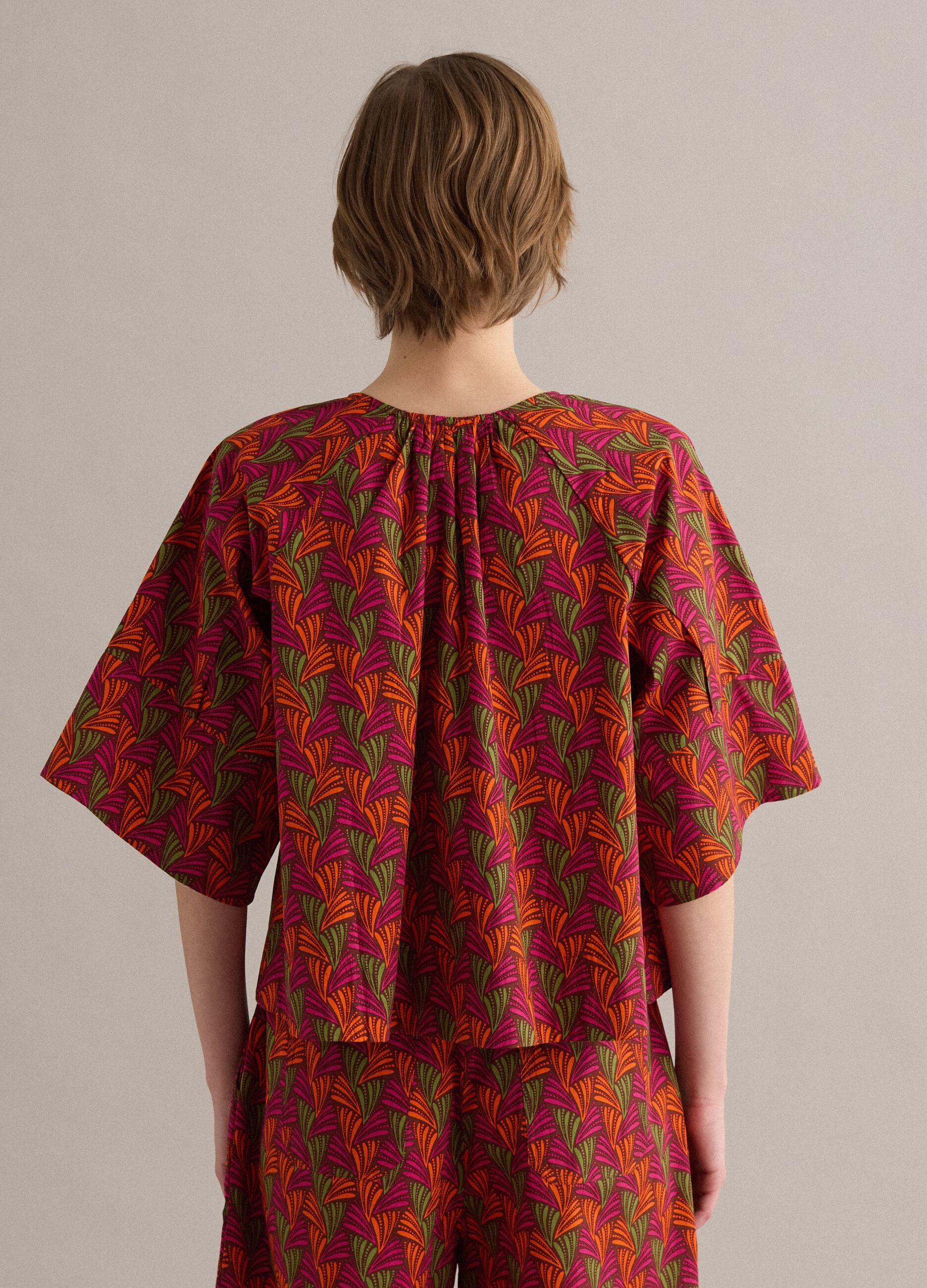 Camisa multicolor em algod&atilde;o puro
