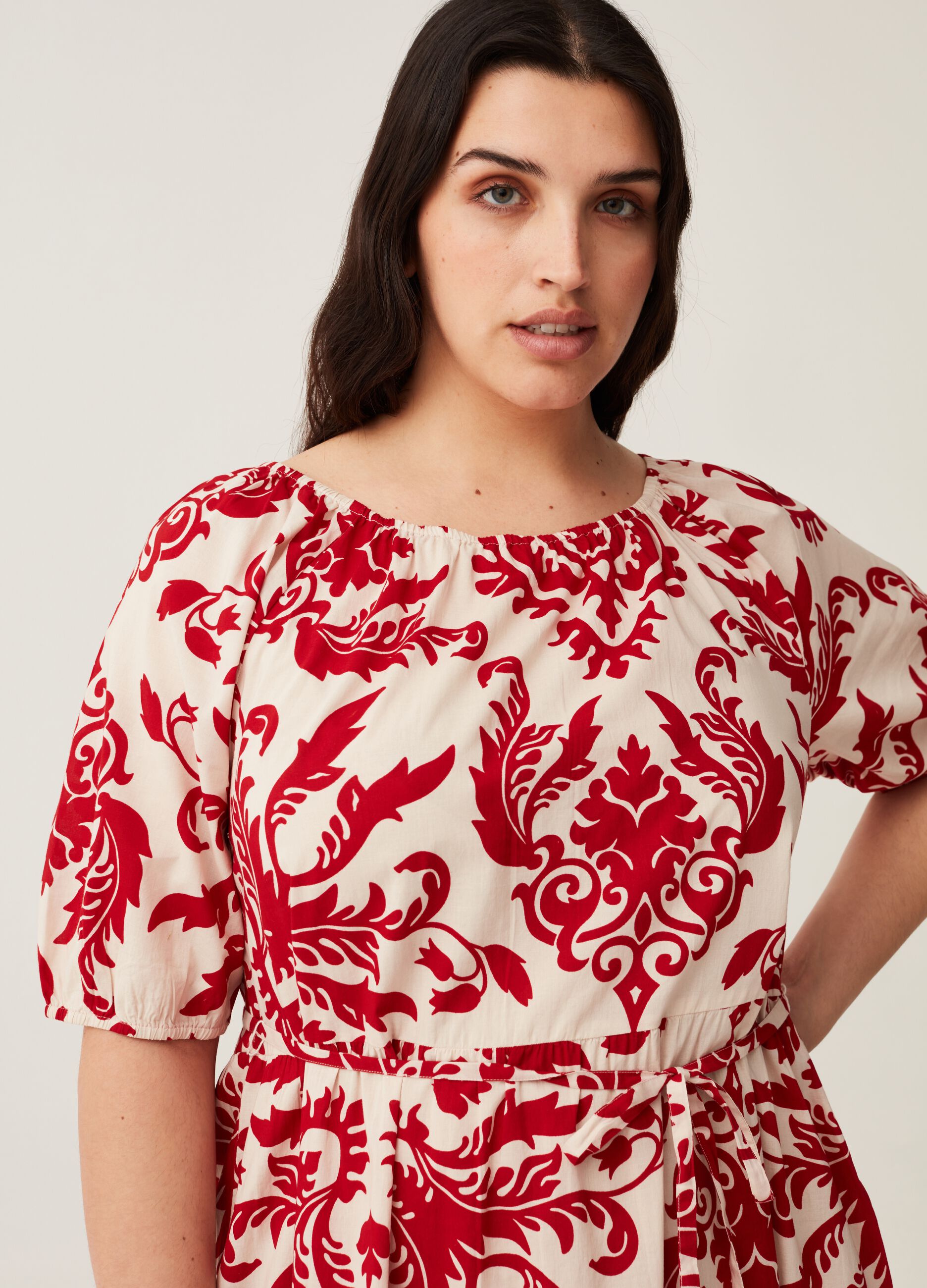 Woman's White/Red MYA Curvy dress with flounce and batik print | OVS