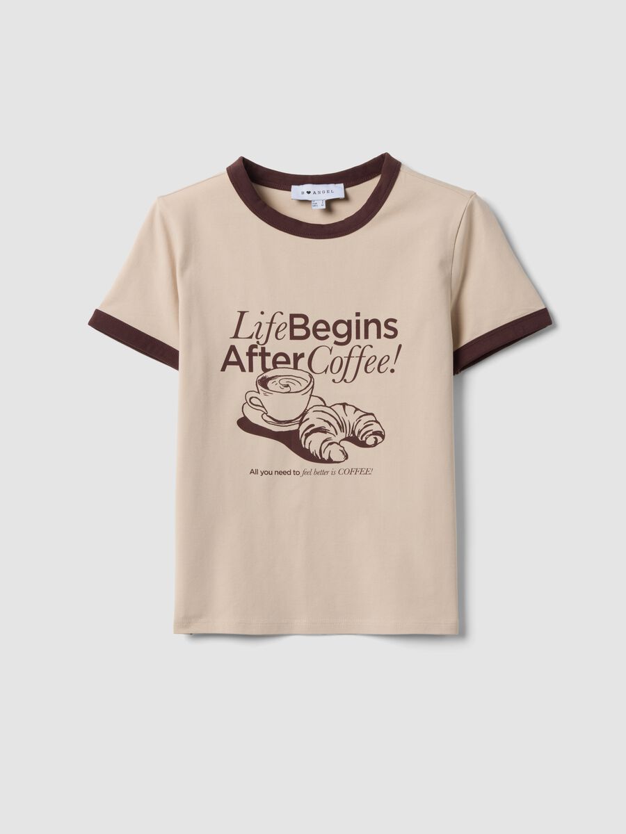 T-shirt rosa in cotone con stampa grafica frontale e bordi a contrasto_0