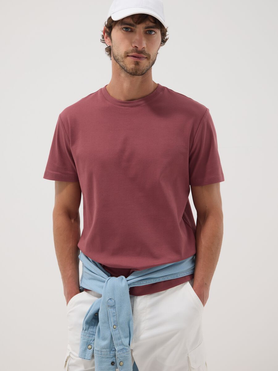 Rotes Slim-Fit-T-Shirt aus reiner merzerisierter Baumwolle_0