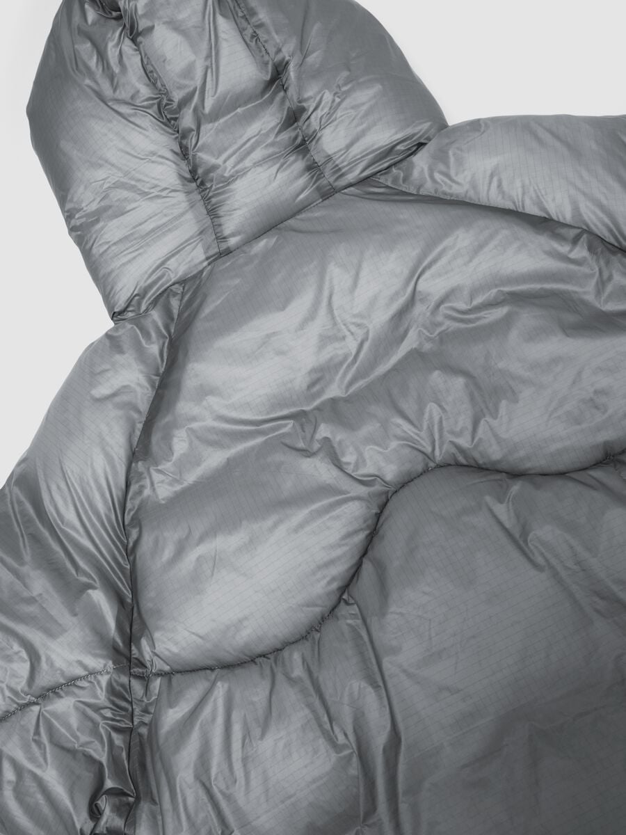 Nylon Ripstop Hooded Puffer Jacket in Grey_8