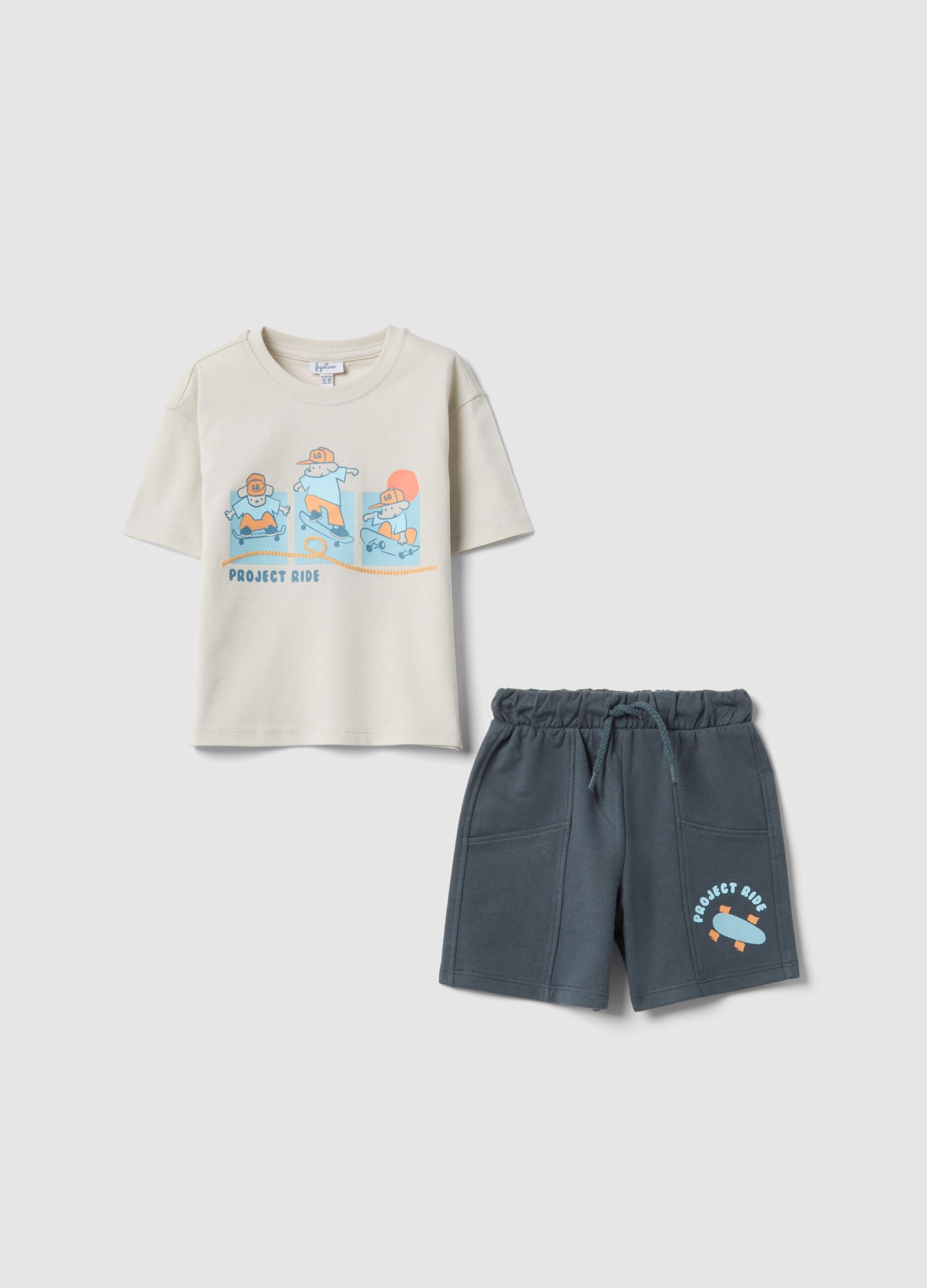 Multicolour pure cotton shorts set for boys with prints