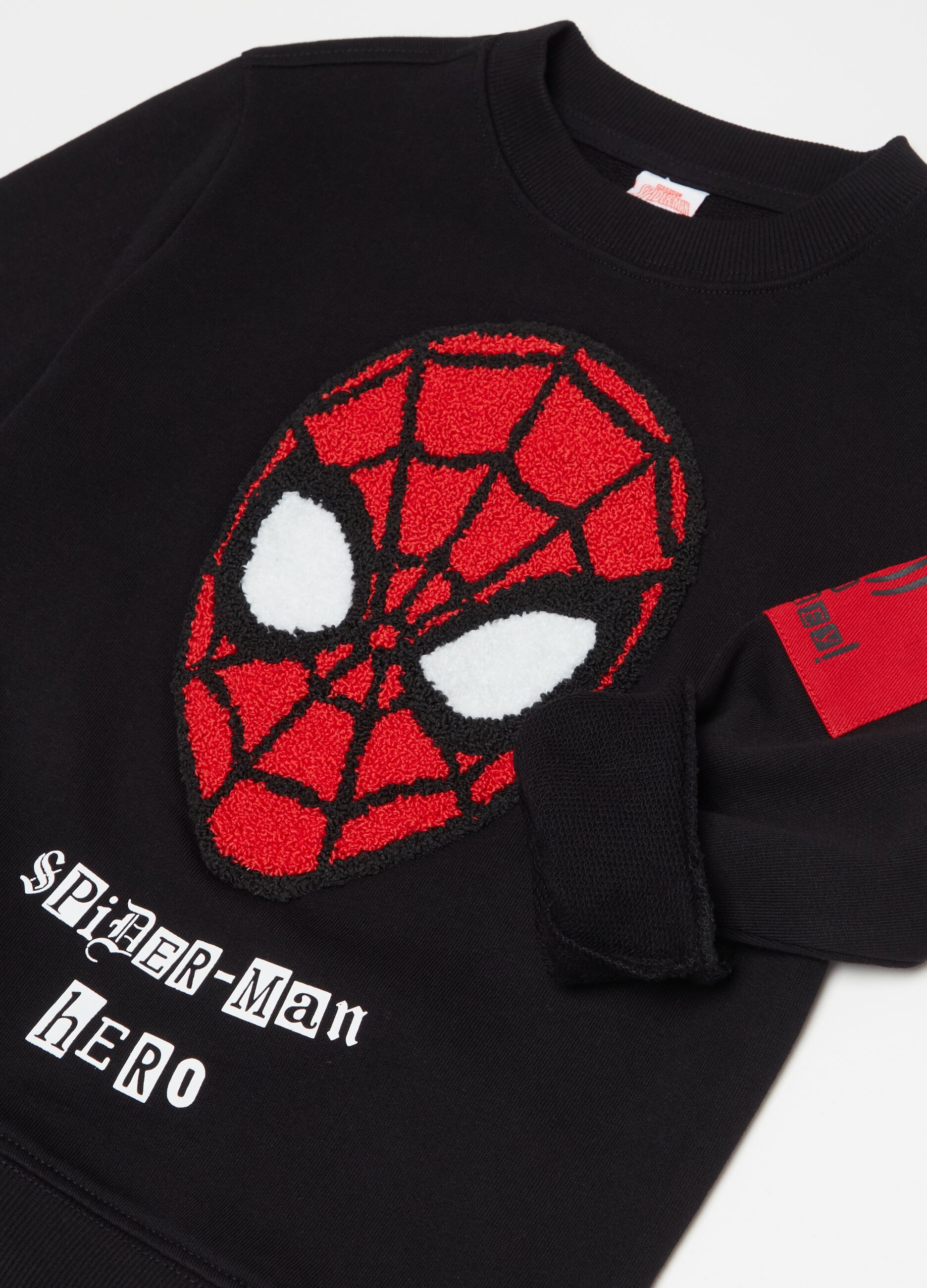 Sweatshirt with bouclé Spider-Man patch