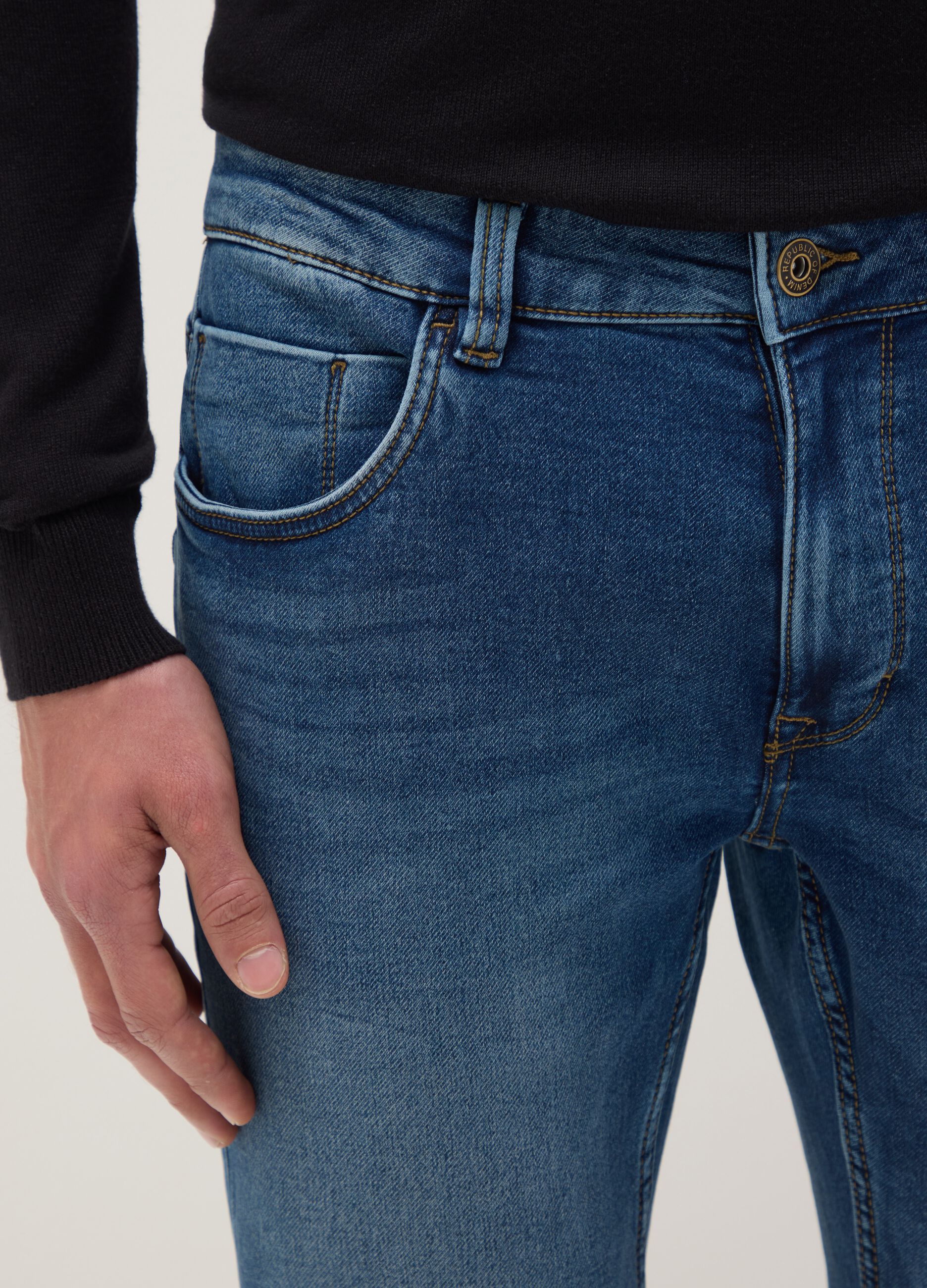 Slim fit blue denim jeans