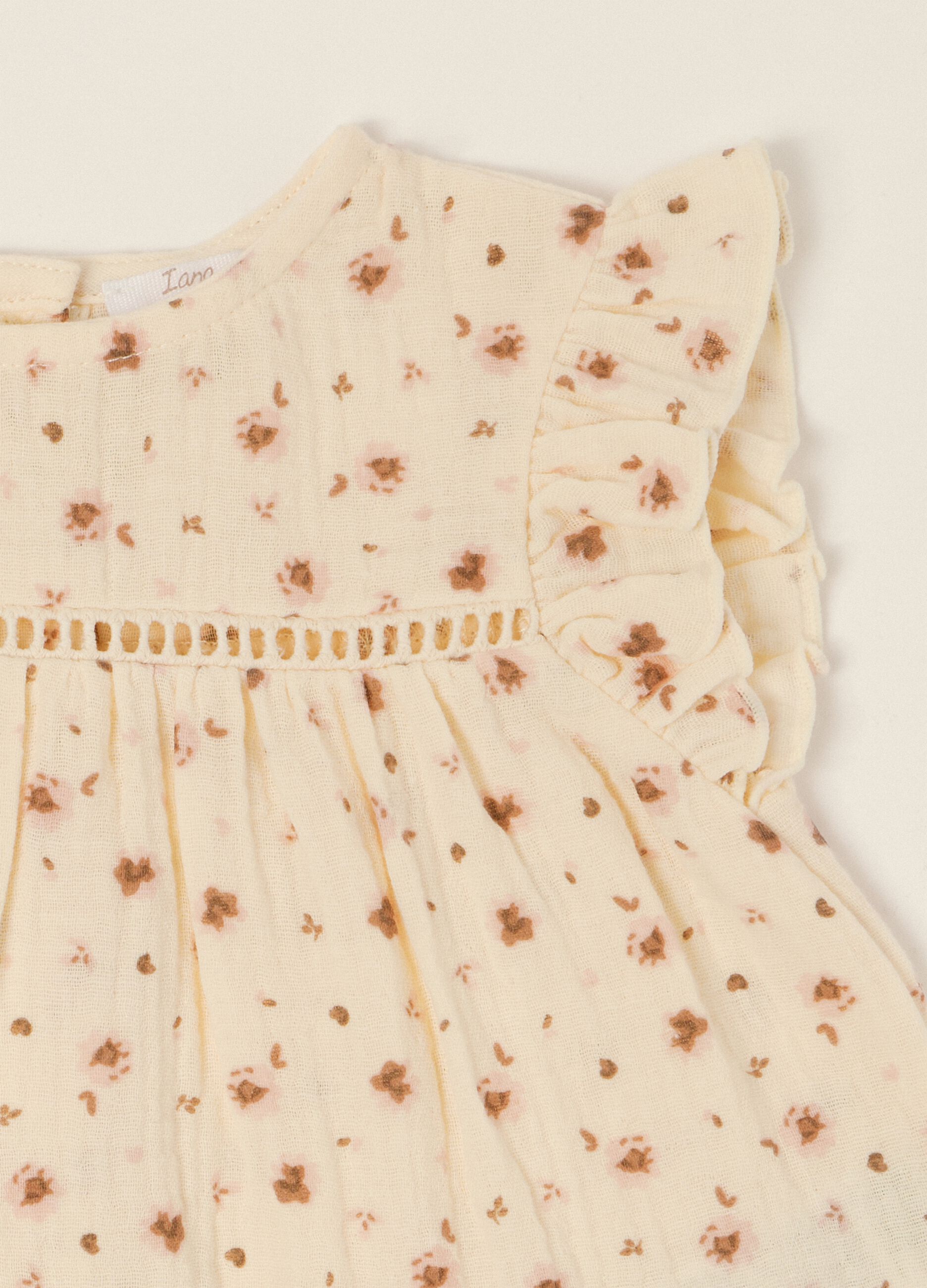 Beiges Baby-M&auml;dchen-Set aus reiner Baumwolle mit Blumenprint