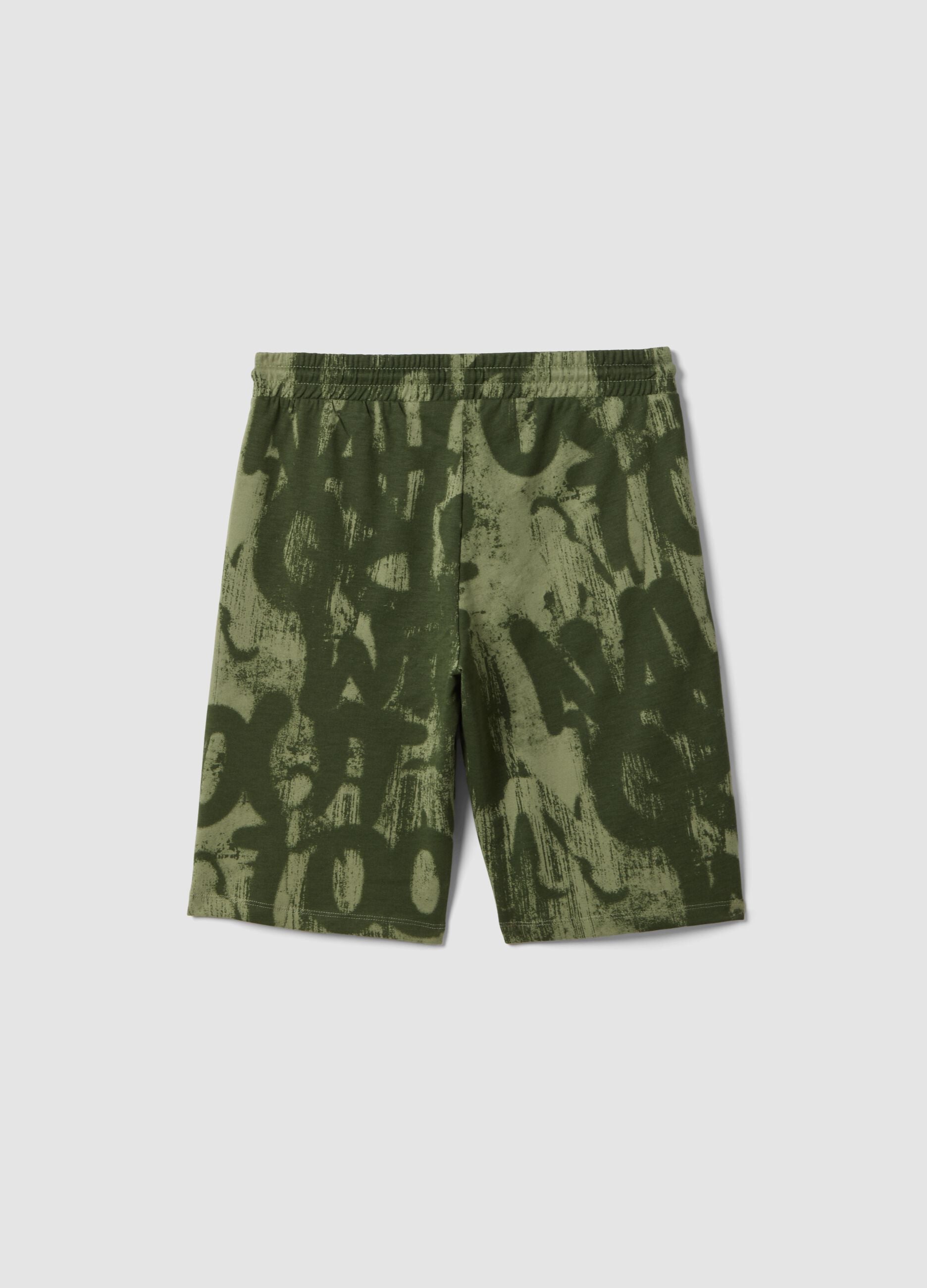 Boy's regular fit green print pure cotton shorts