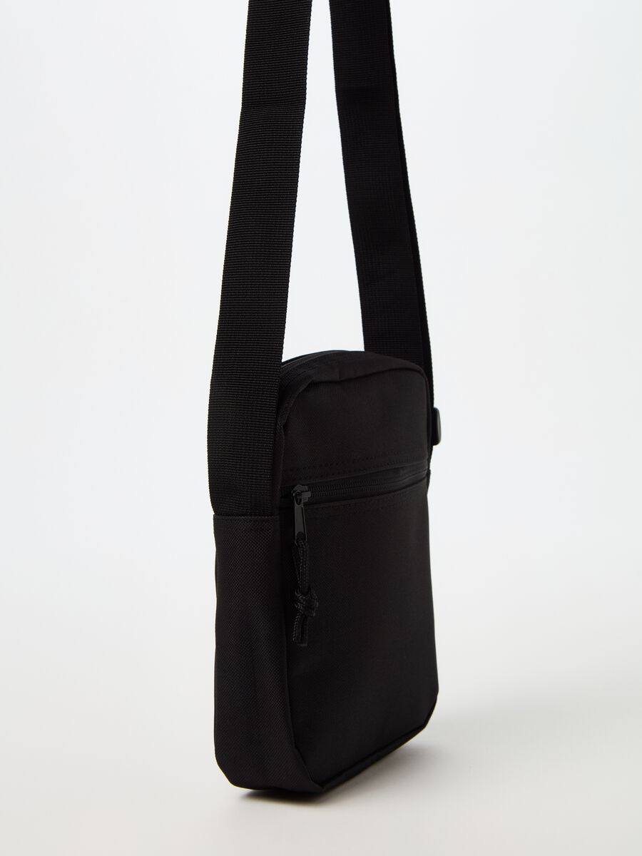 Bag with shoulder strap_2
