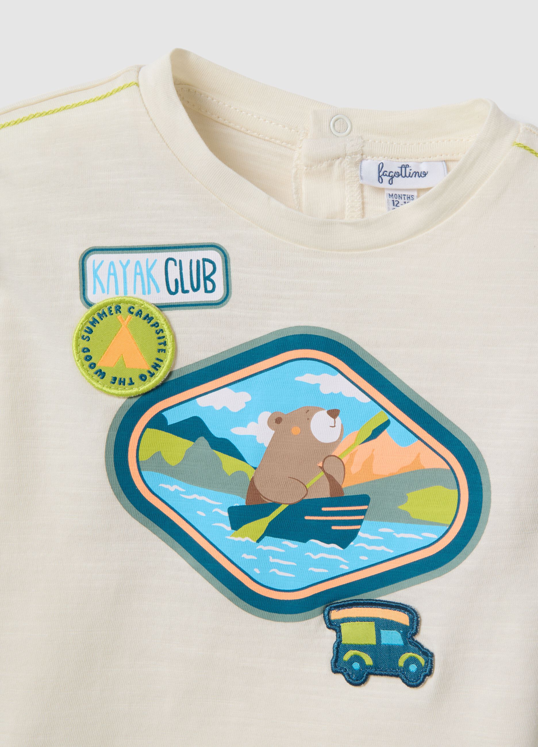 T-shirt branca de beb&eacute; menino em algod&atilde;o puro, corte regular, com estampado de ursinho