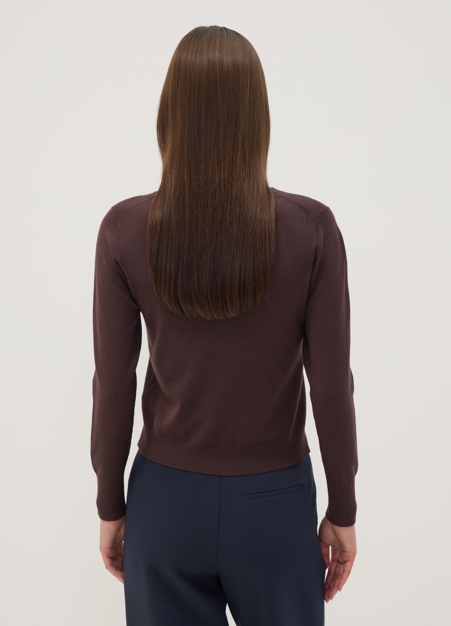 Maglia marrone in misto viscosa girocollo