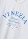 Wei&szlig;es T-Shirt aus reiner Baumwolle mit Frontprint, Regular Fit_5