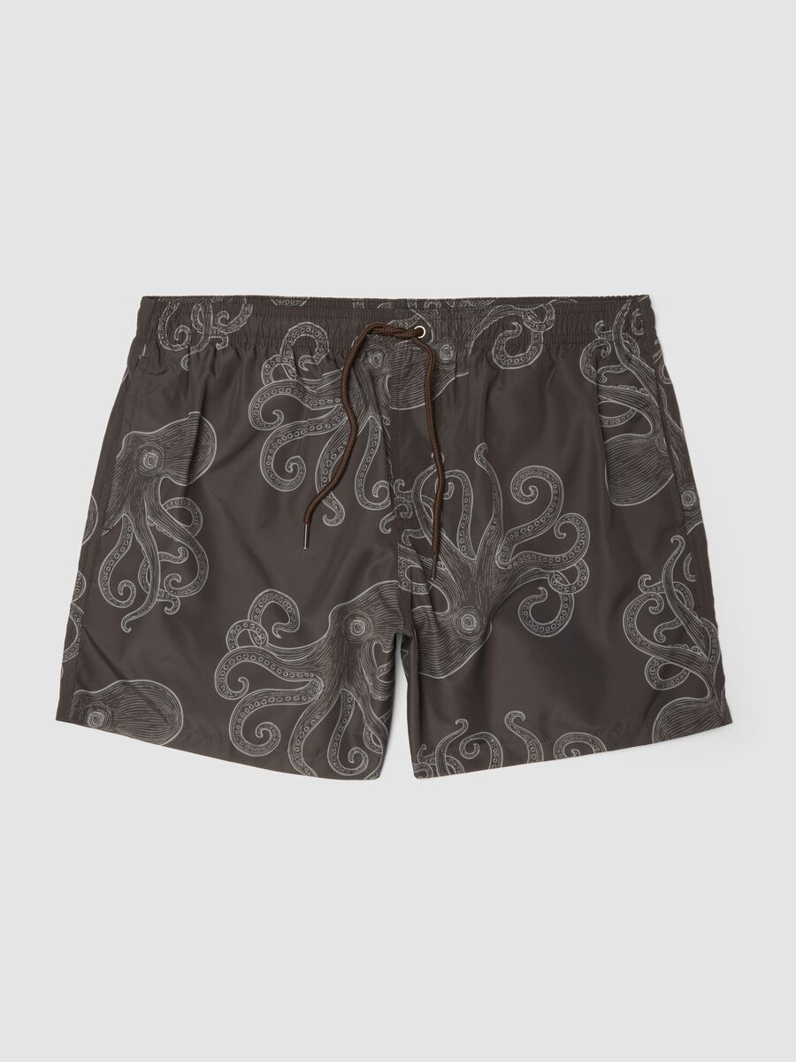 Brown swim shorts with all-over print_4