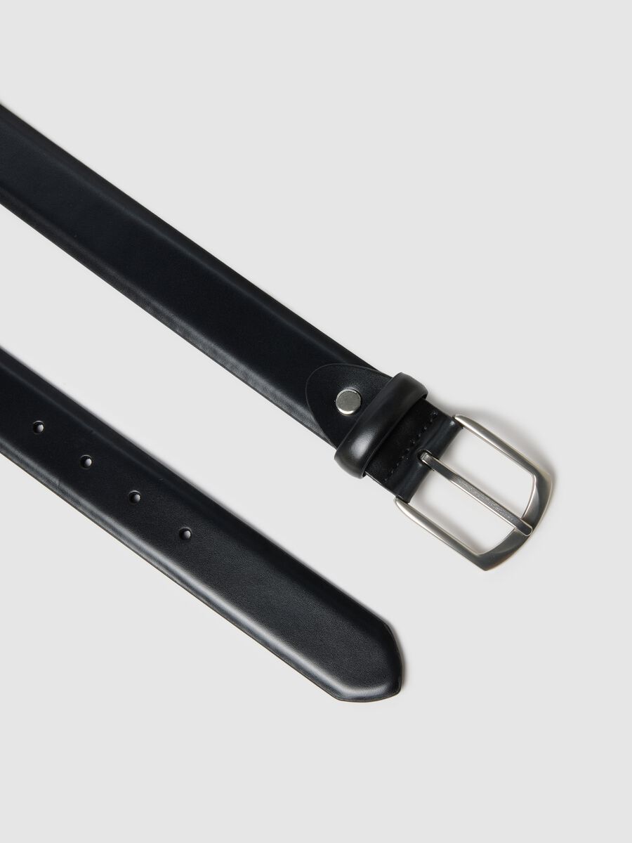 Black genuine leather belt with metal buckle_1