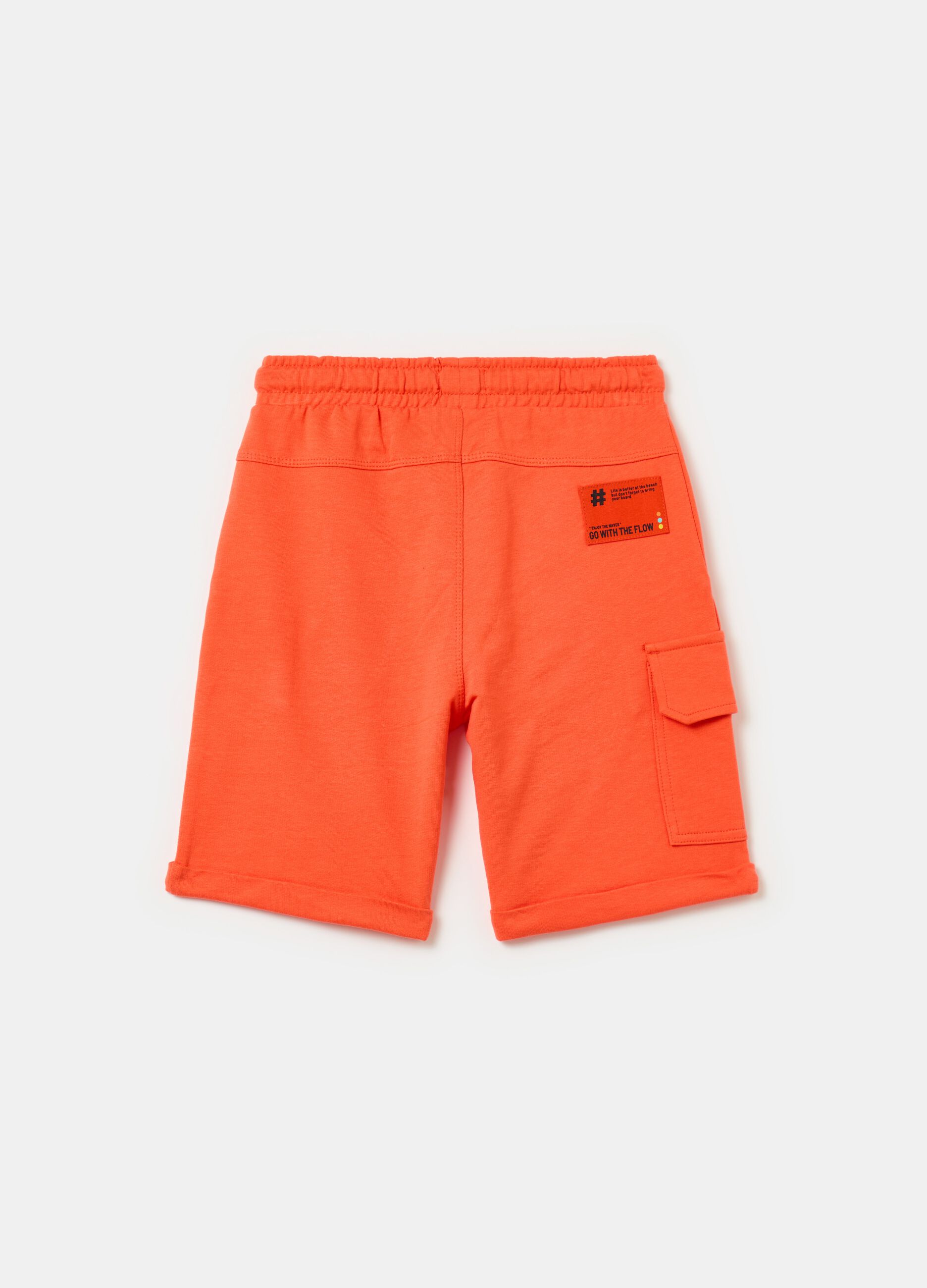 Fleece Bermuda shorts with drawstring and pockets