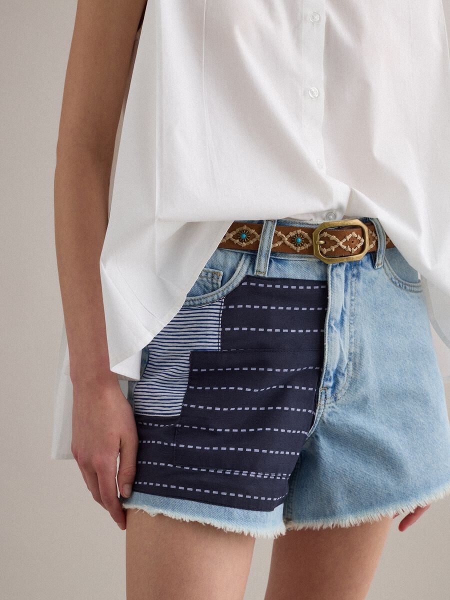 Short vaquero azul claro de puro algod&oacute;n con detalles patchwork_3