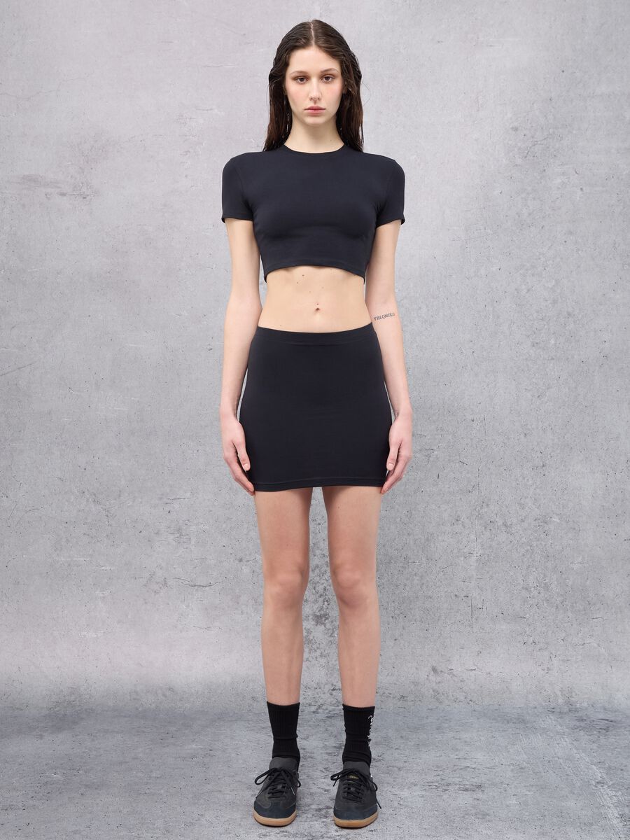 Camiseta Crop Negra_3