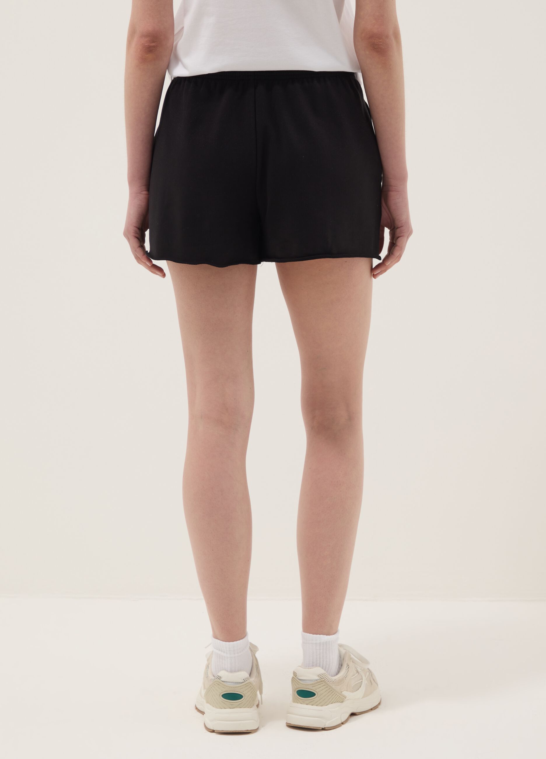 Black cotton-blend Bermuda shorts with elasticated waist