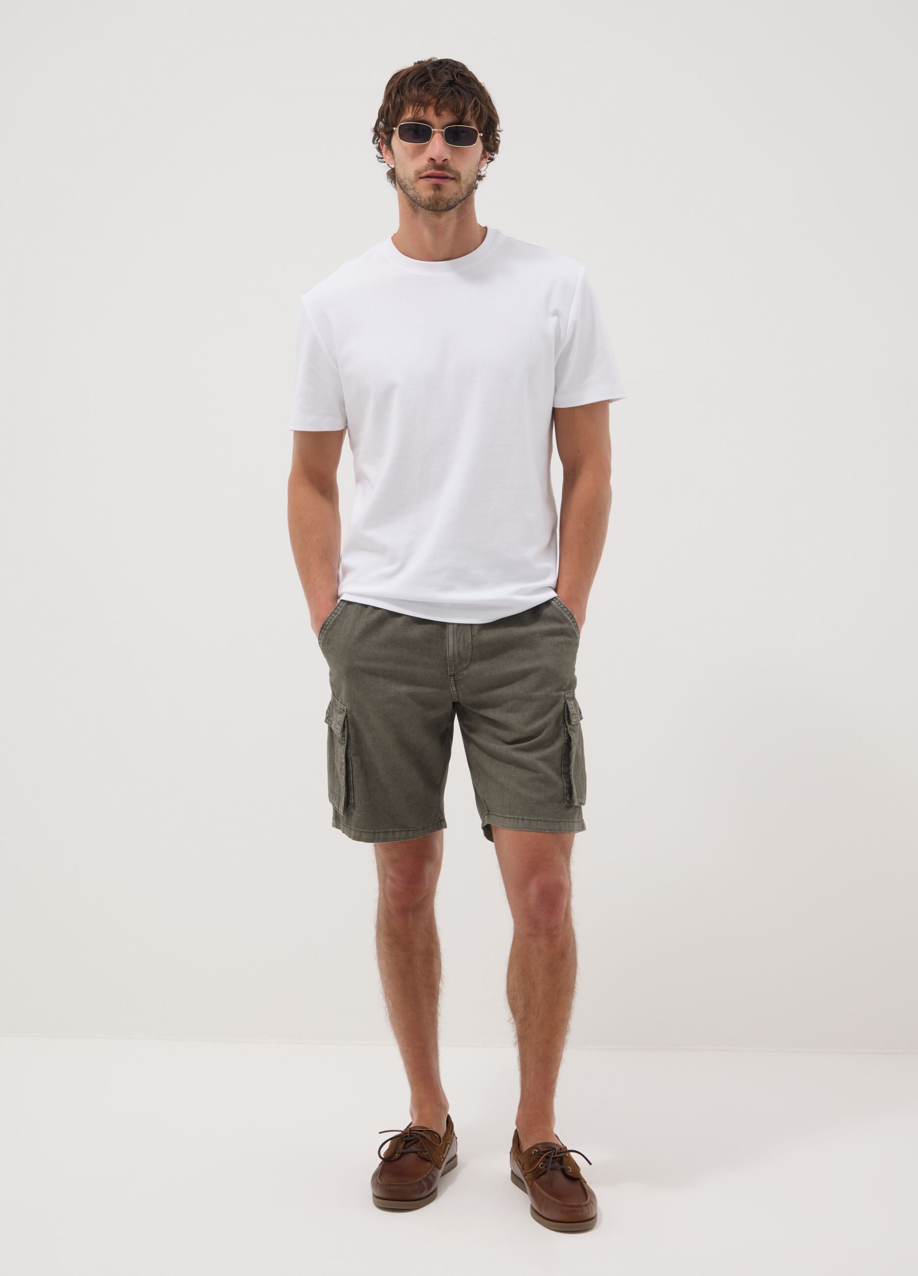 Green linen-blend cargo bermuda shorts