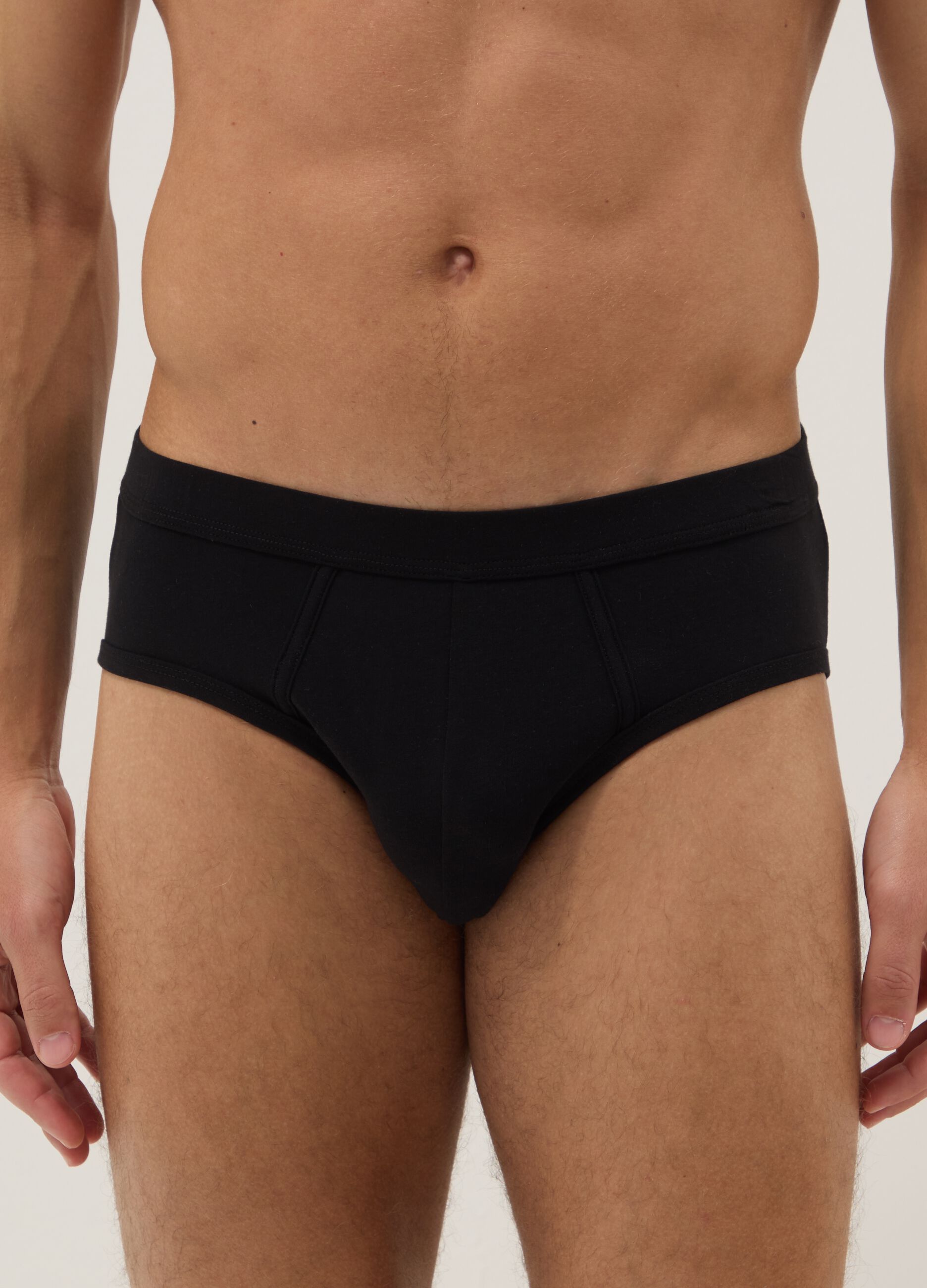 Pack de 3 slips pretos em algod&atilde;o el&aacute;stico, regular fit