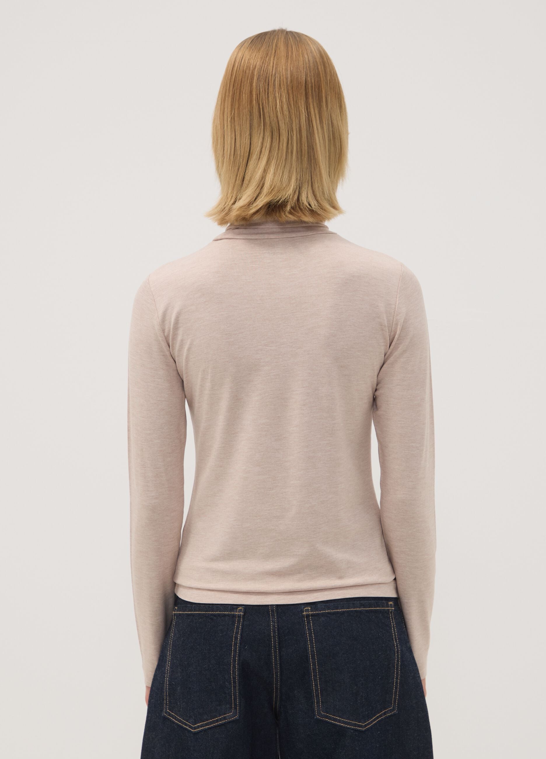 Beiger Pullover aus elastischer Viskose mit Stehkragen, Regular Fit