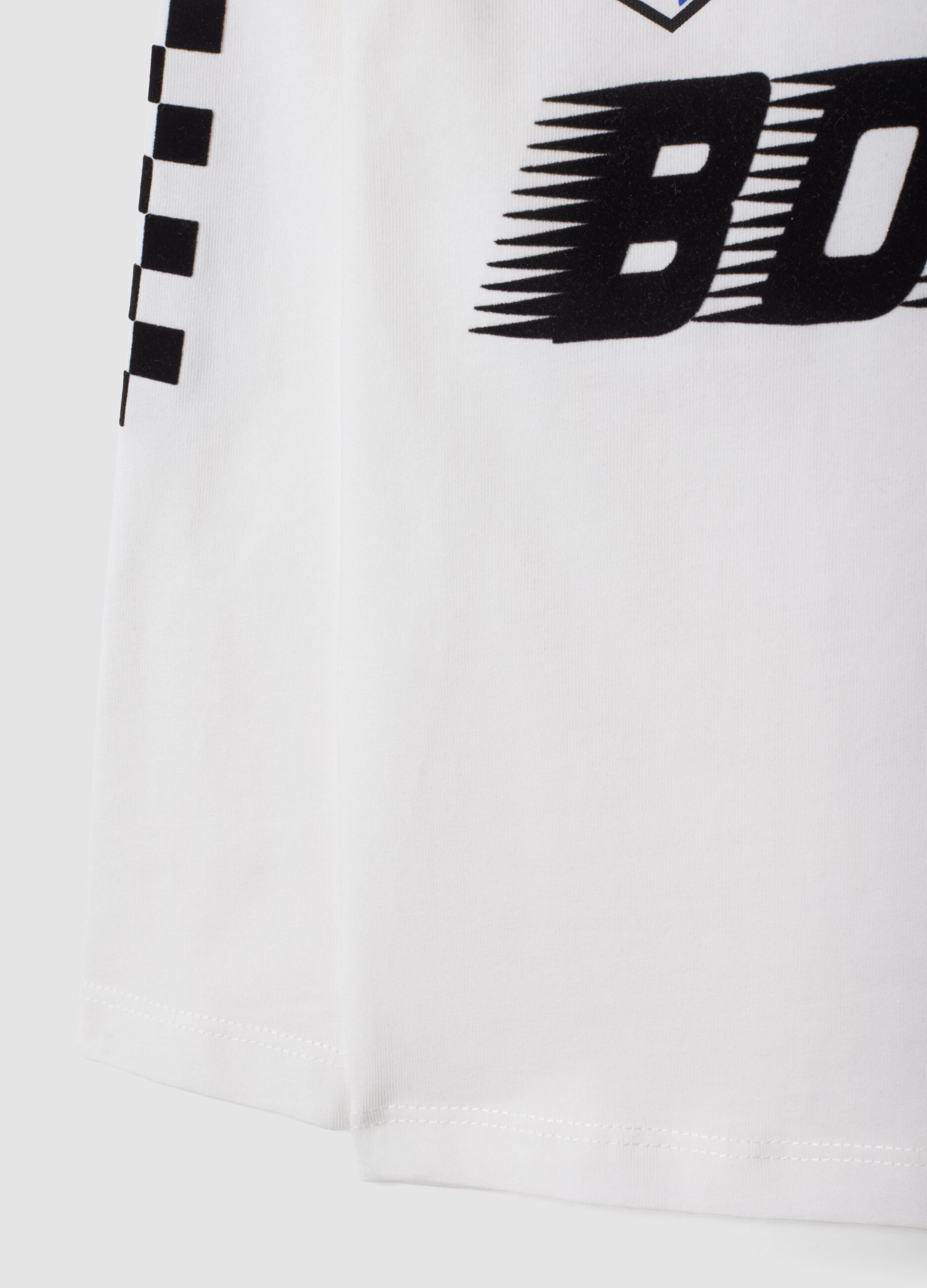 White pure cotton crew-neck racing print T-shirt for boys