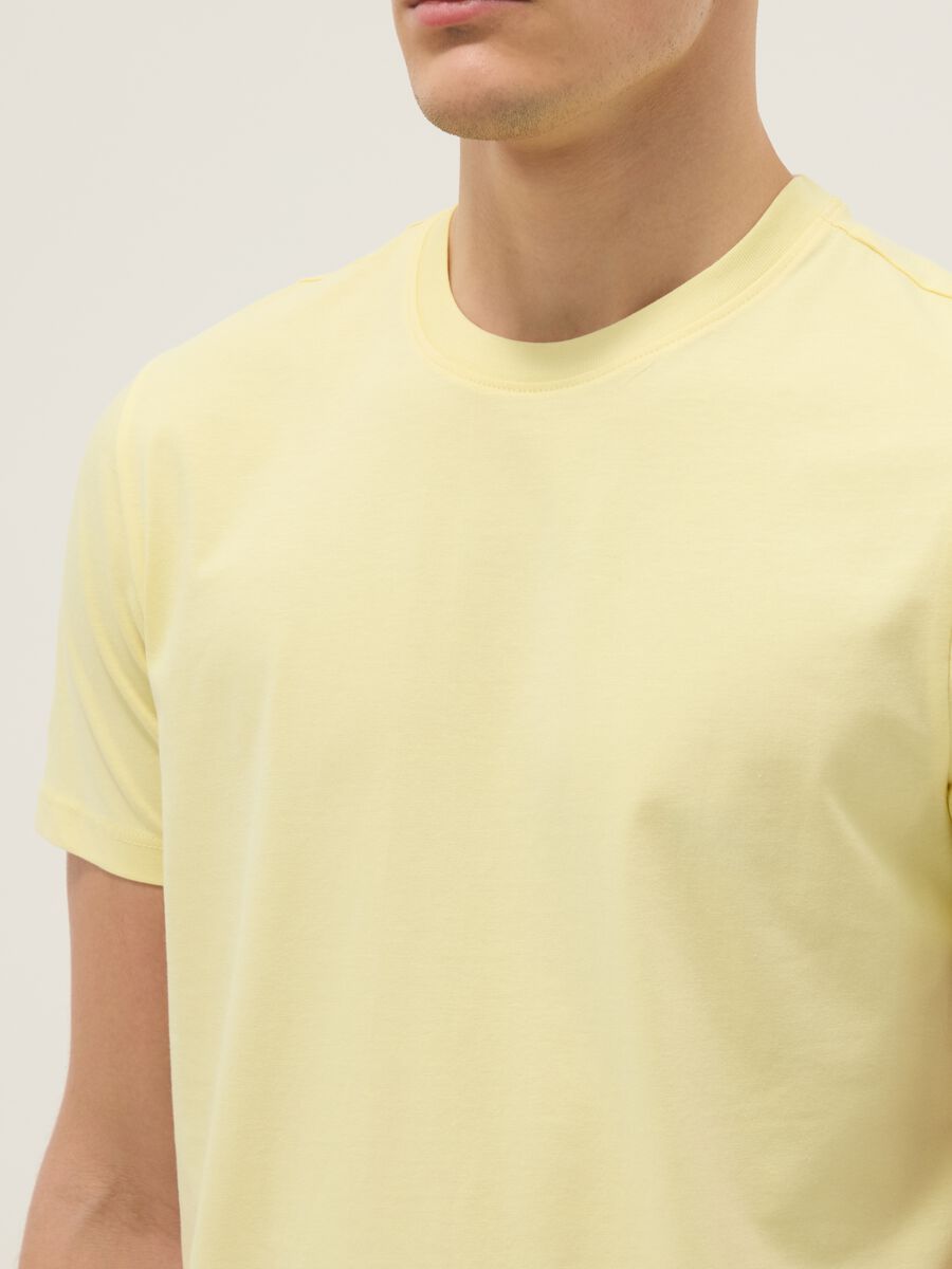 Yellow regular fit short sleeve pure cotton T-shirt_4