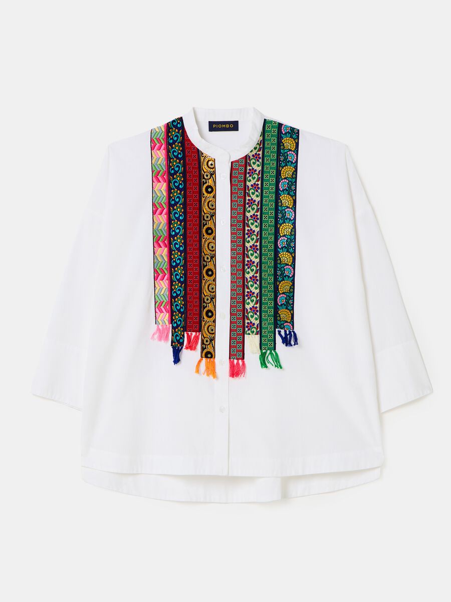 Blouse with ethnic embroidery and tassels_0