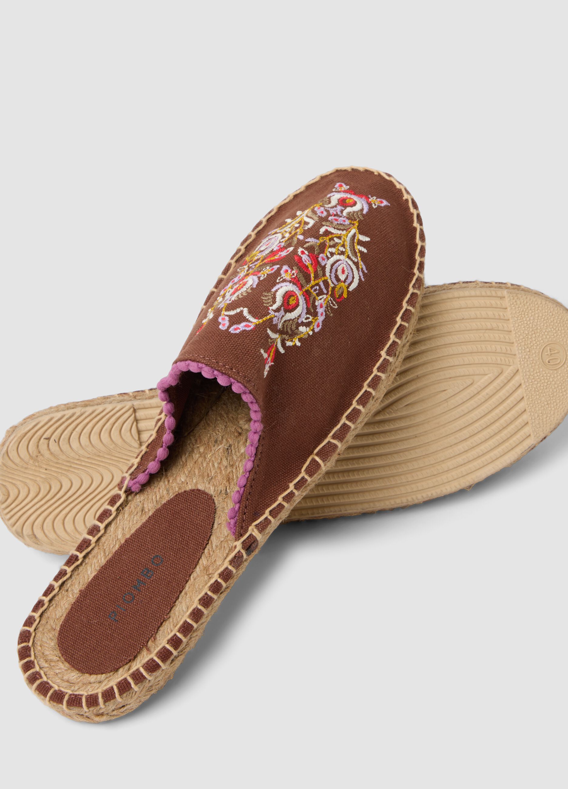 Embroidered Brown Sandals