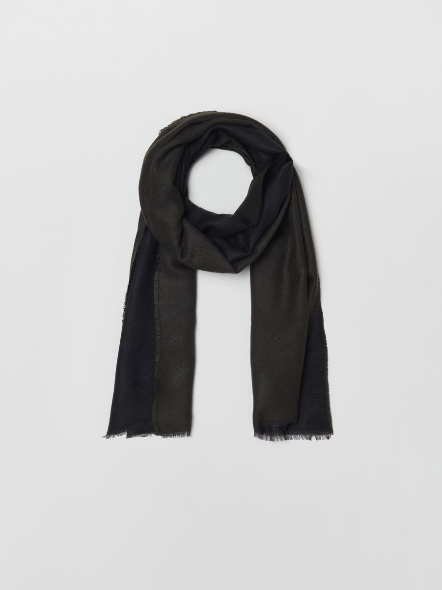 Two-tone scarf with fringing_0
