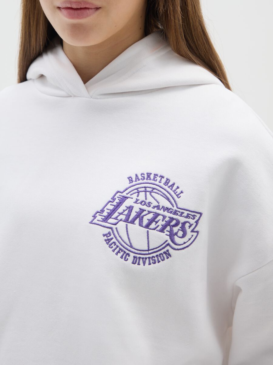 Λευκή φούτερ Lakers για κορίτσι με φαρδιά εφαρμογή από μίγμα βαμβακιού_2