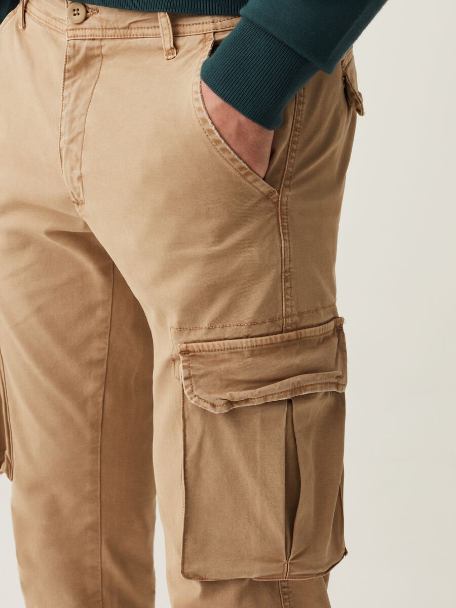 Stretch cotton cuff-hem cargo trousers_3