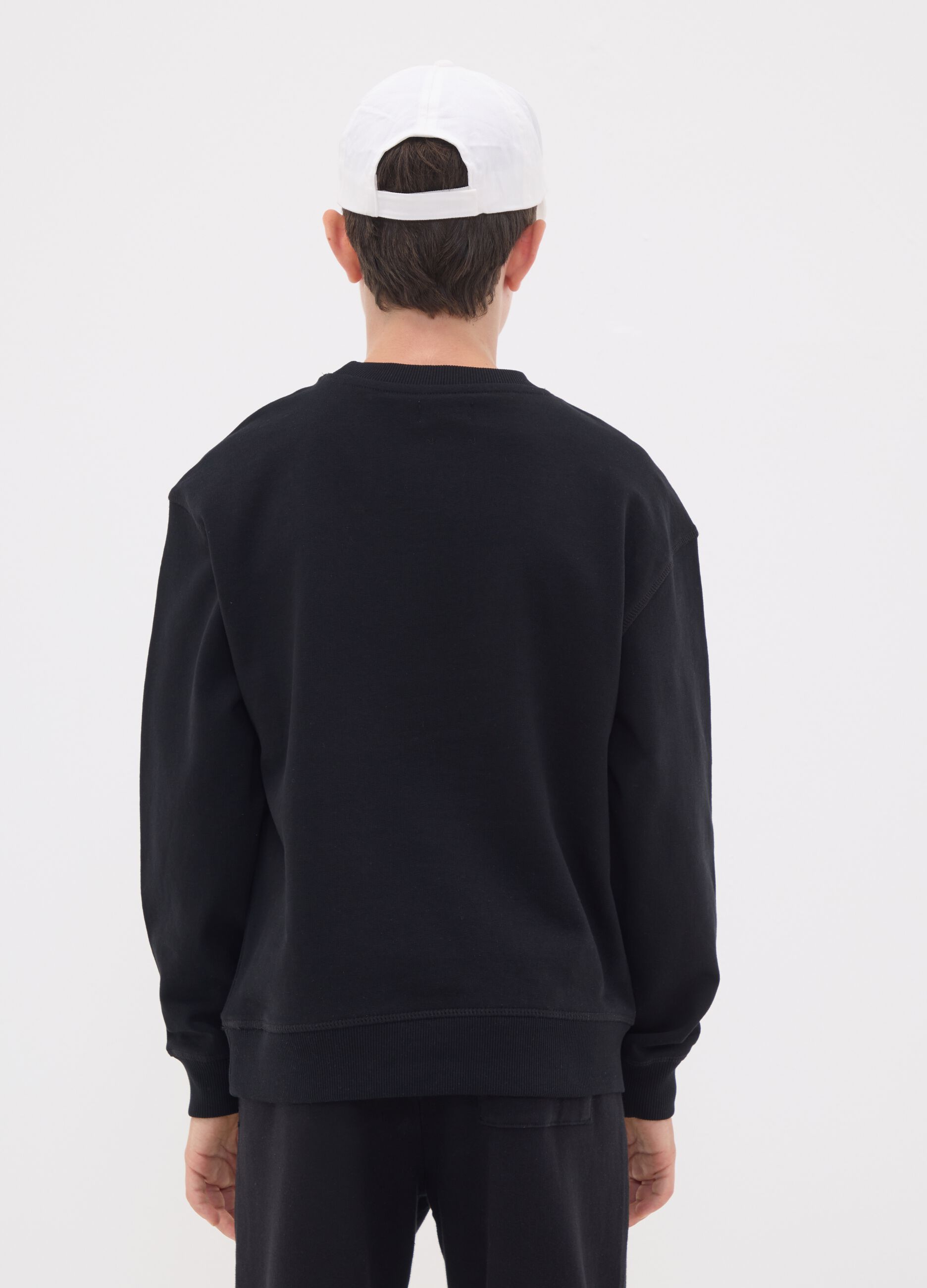 Schwarzes Sweatshirt aus reiner Baumwolle mit Rundhalsausschnitt f&uuml;r Jungen, Relaxed Fit