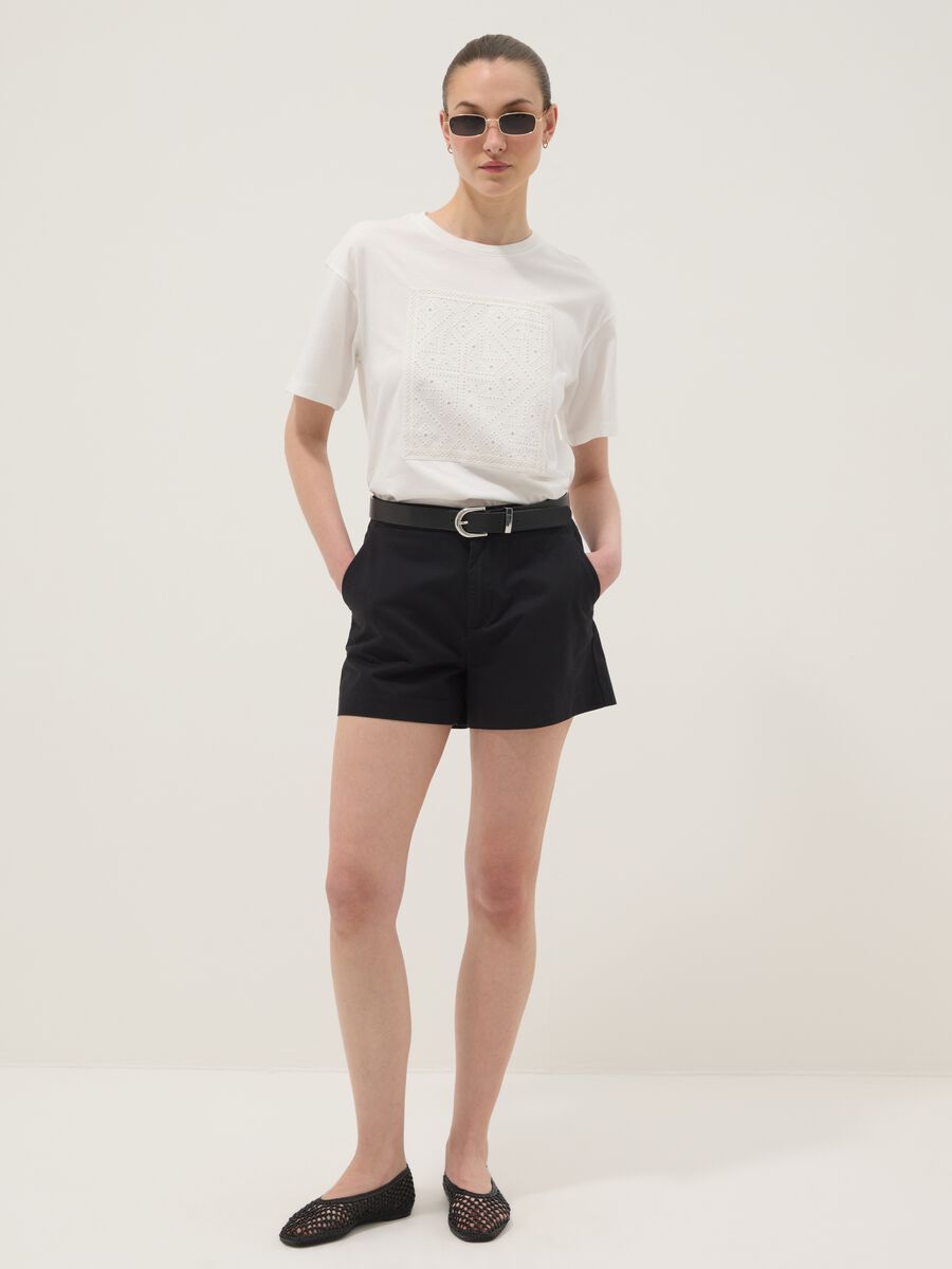 Schwarze Shorts aus reiner Baumwolle_1