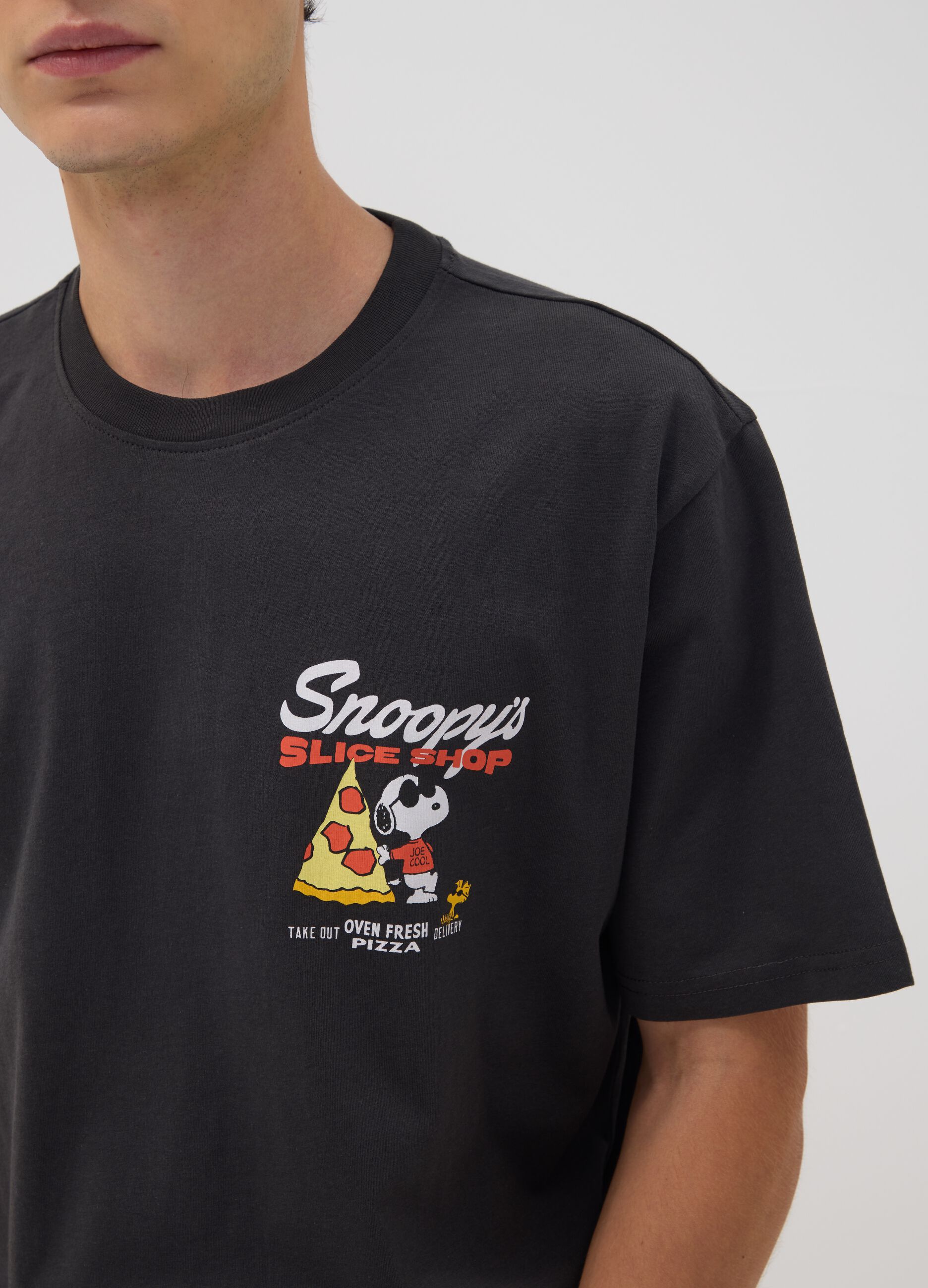 Graues Peanuts T-Shirt aus reiner Baumwolle mit Print, Relaxed Fit