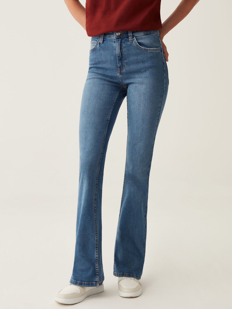 Flared-fit stretch jeans_1