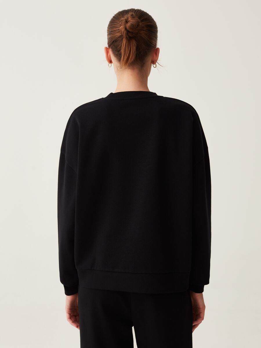 Round neck sweatshirt with print_2