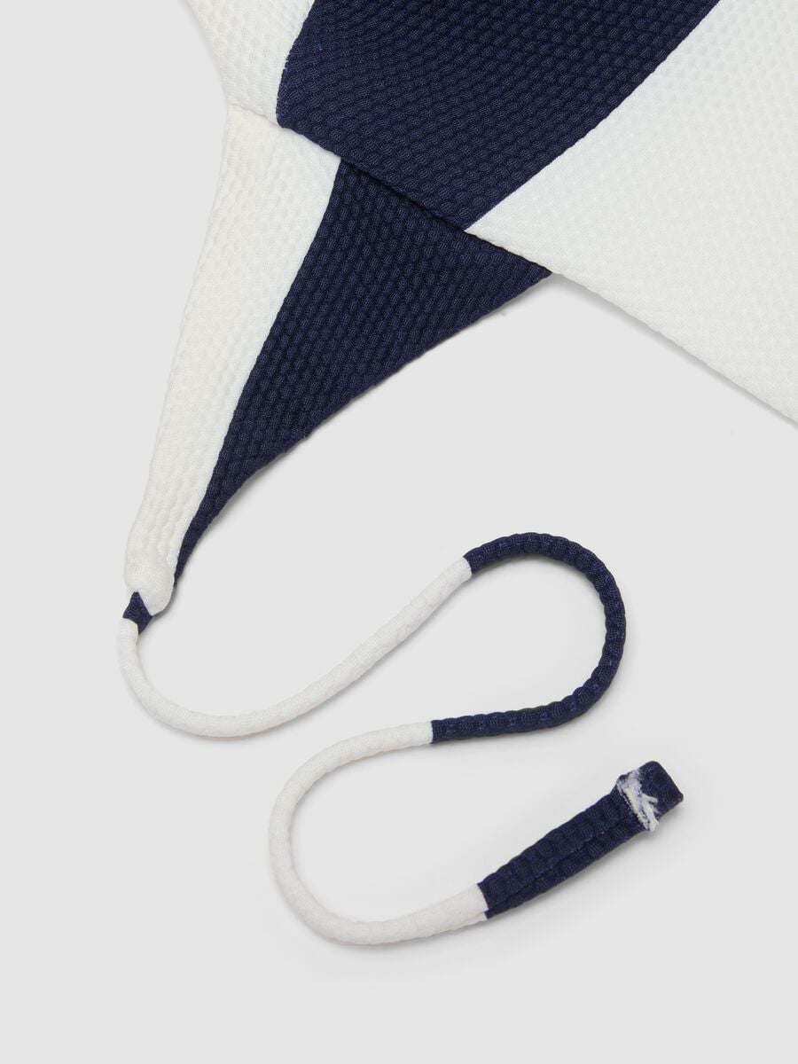 Blue and white striped stretch swimsuit_5